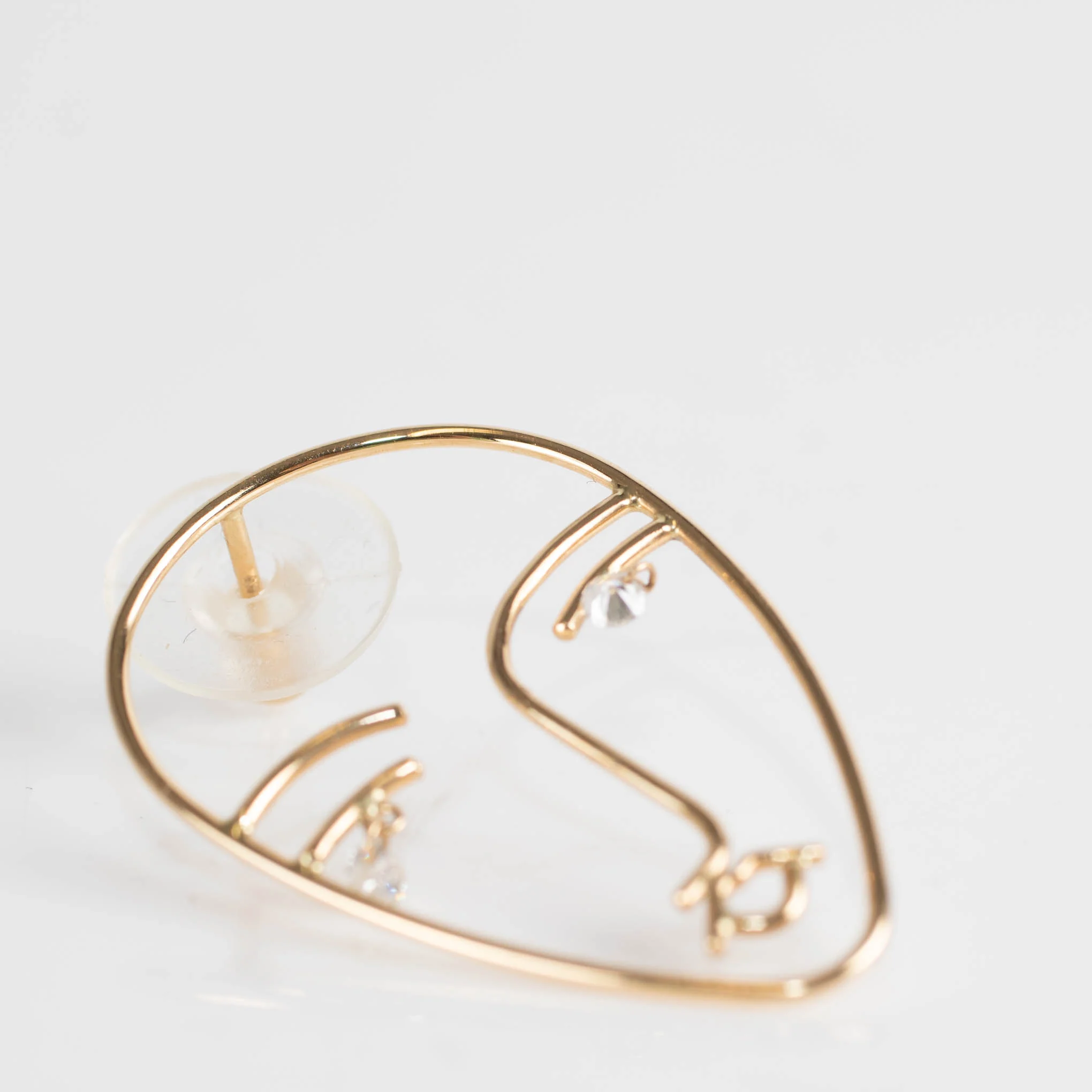 Persee 18kt gold Matisse Face Diamond Earrings - Image 4