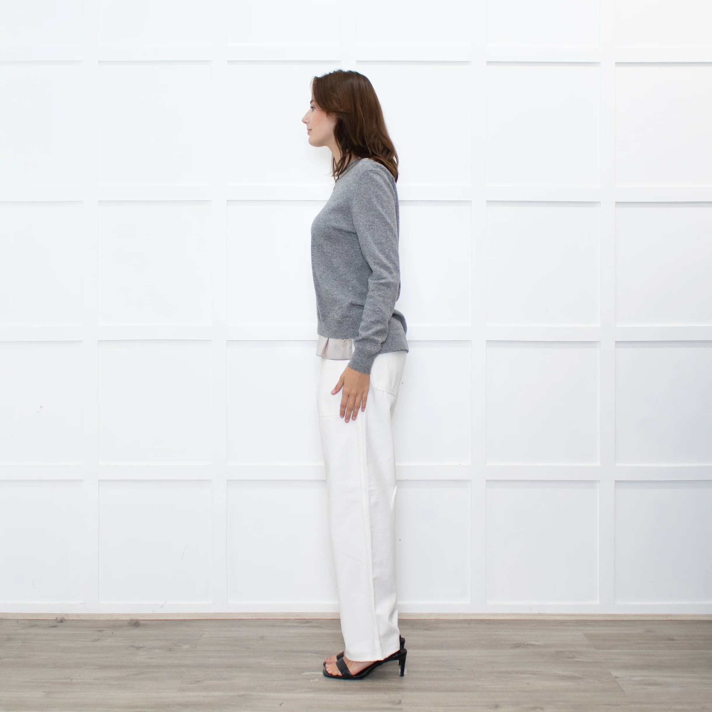 Peserico Grey Wool Beige Silk Trim Sweater - Image 4