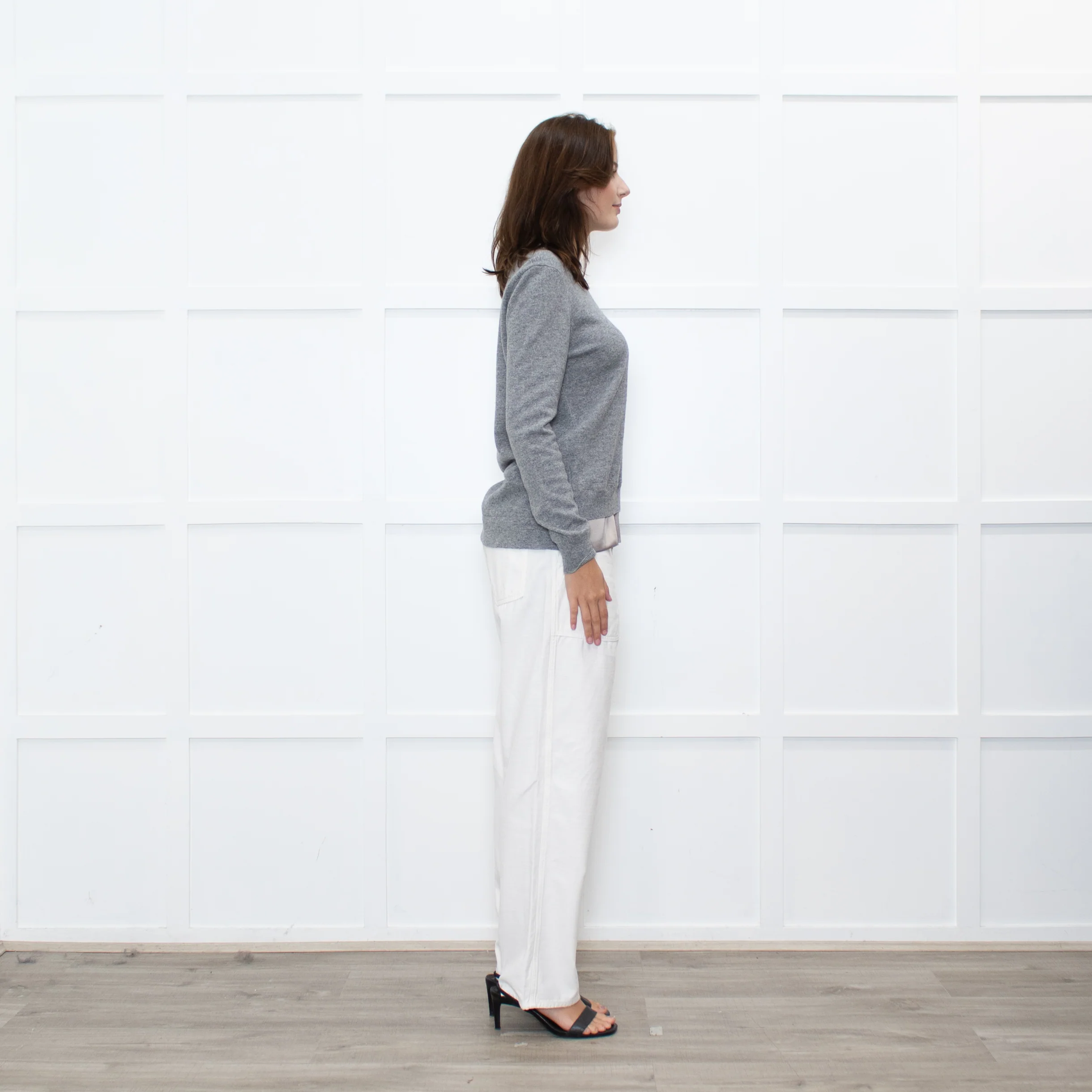 Peserico Grey Wool Beige Silk Trim Sweater - Image 7