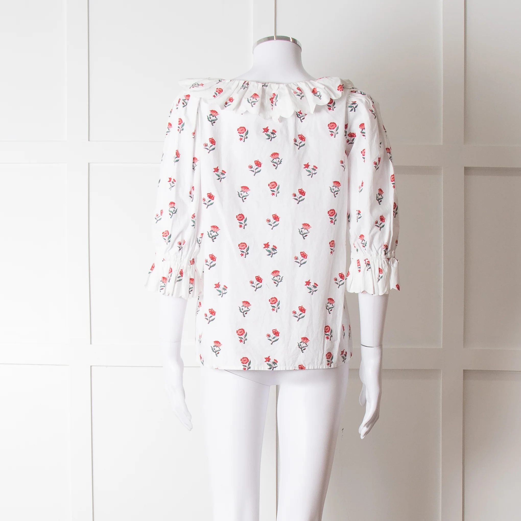 Pink City Prints White Red Blossom Scallop Trim Top - Image 5