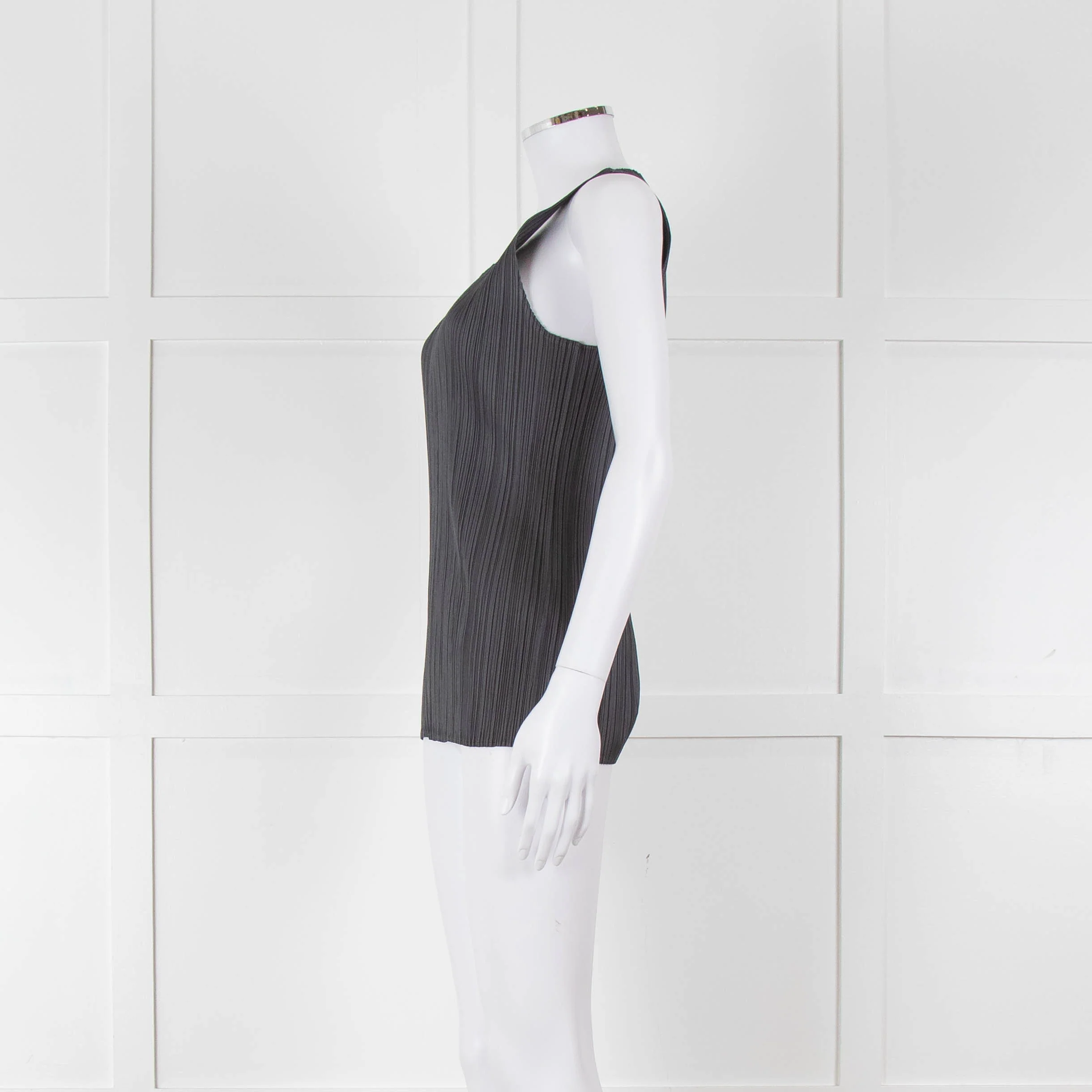 Issey Miyake Pleats Please Grey Pleated Sleeveless Top - Image 8