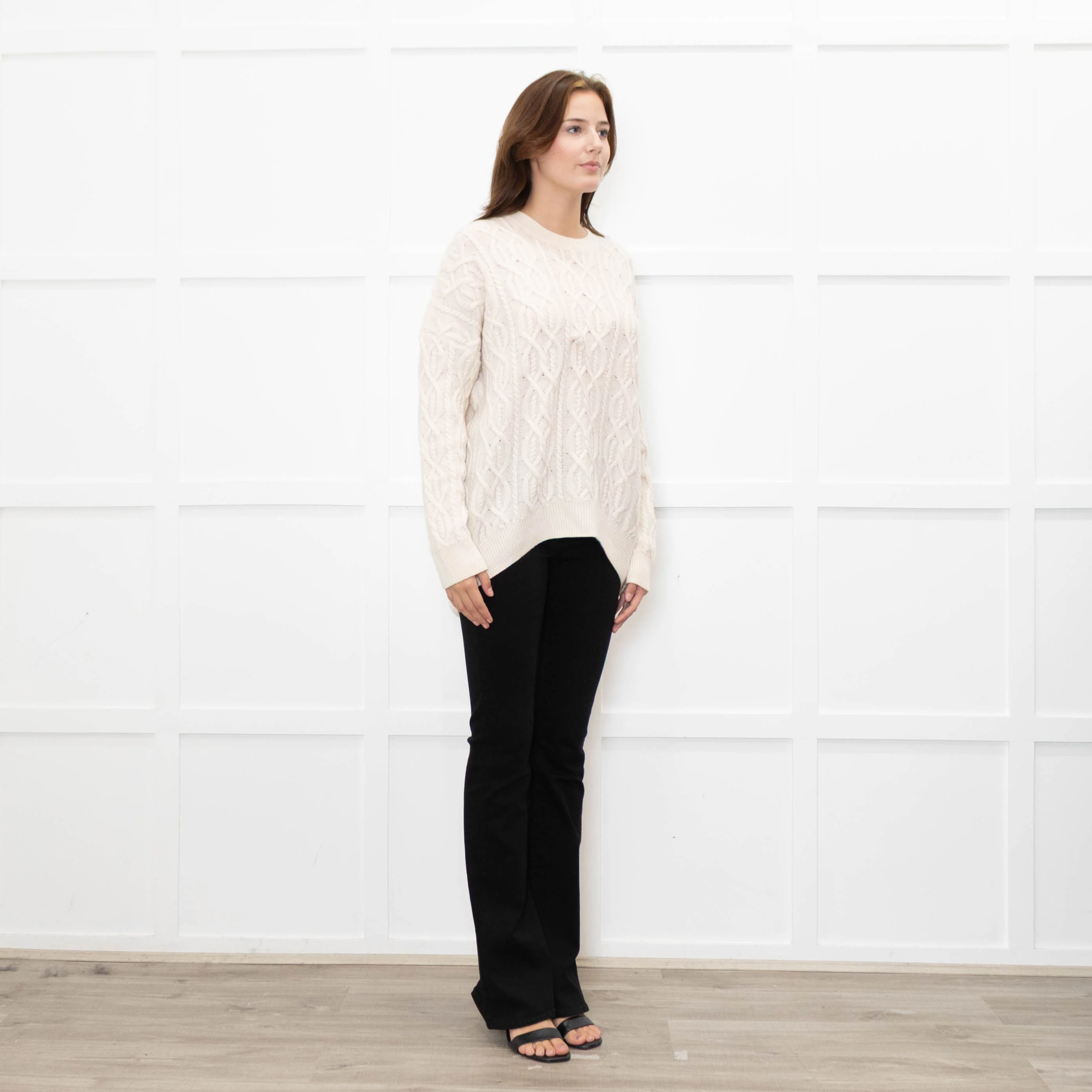 Podeny Cream Wool & Cashmere Mix Cable Knit Crew Neck Jumper - Image 7