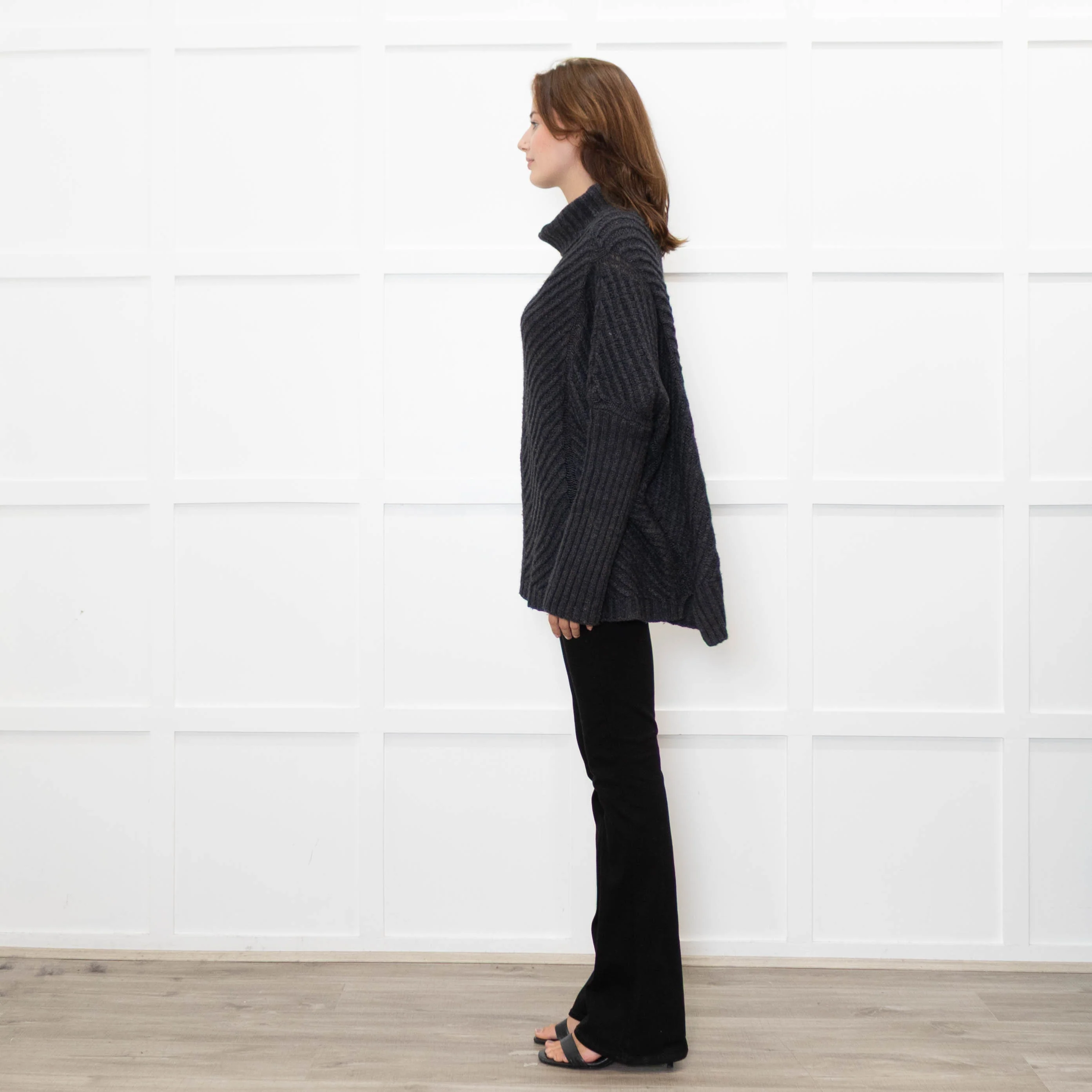 Podeny Dark Grey Chunky Knit Polo Neck - Image 4