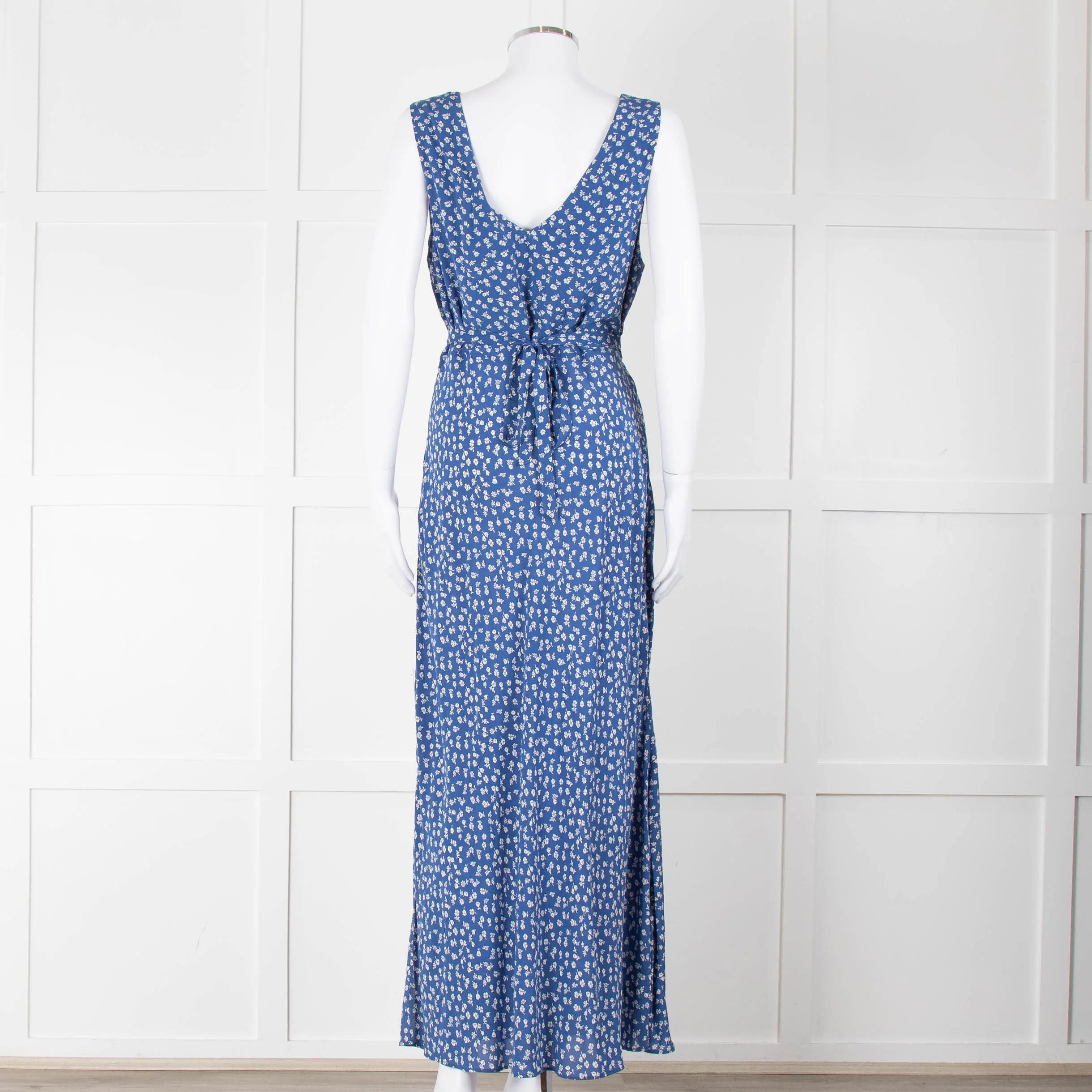 Polo Ralph Lauren Blue White Floral Sleeveless Maxi Dress - Image 5