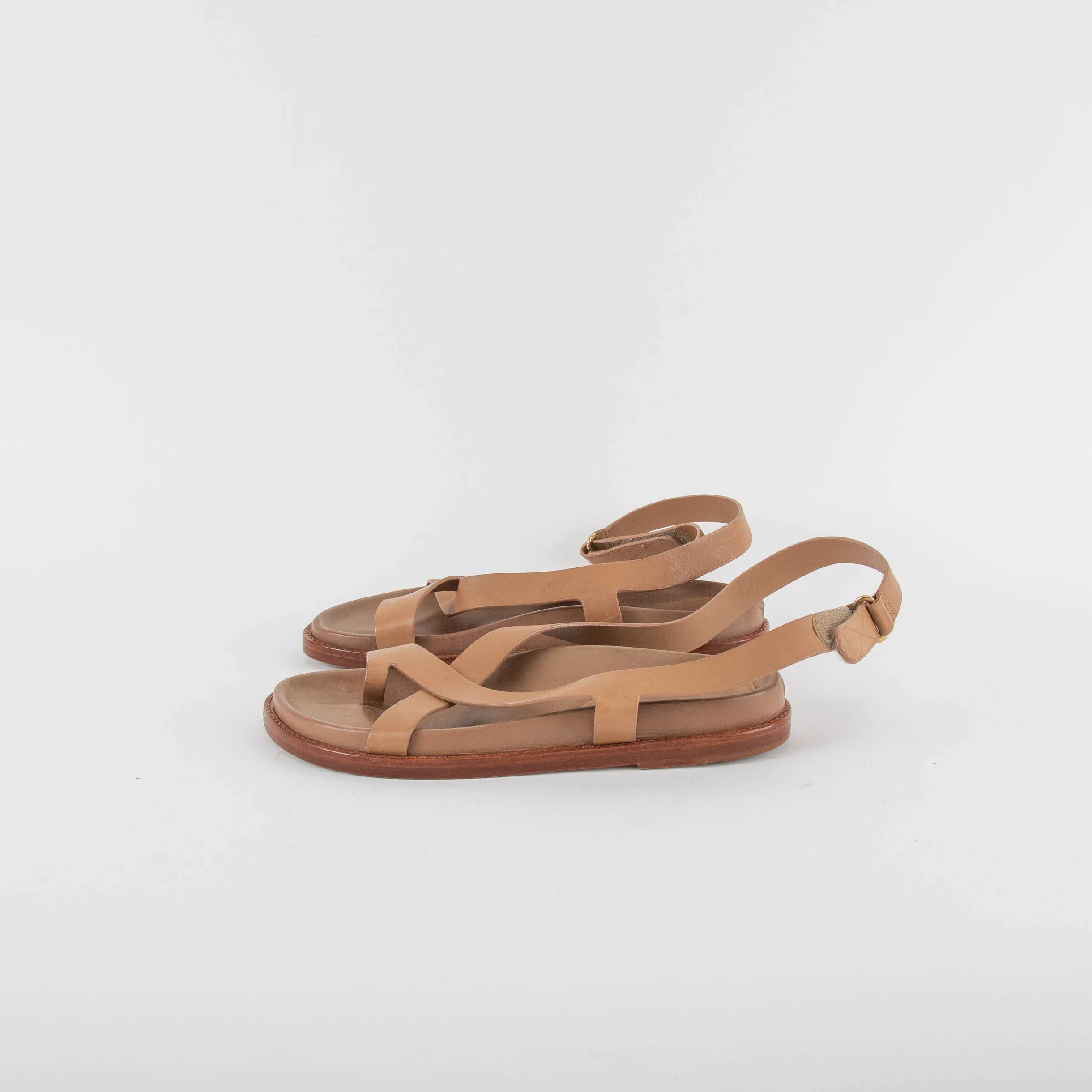 Porte & Paire The Frankie Shop Tan Leather Flat Sandals - Image 3