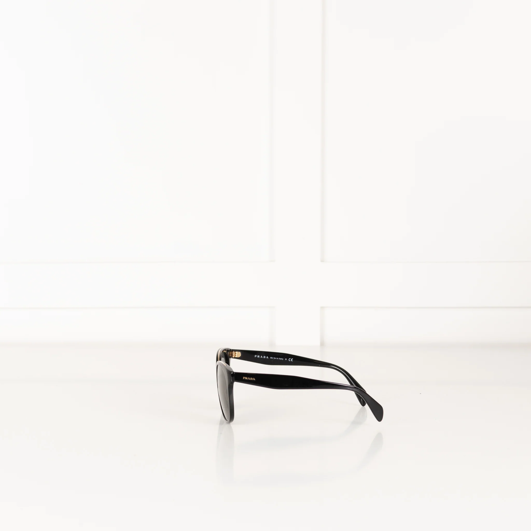 Prada Black & Gold Frame Sunglasses - Image 4