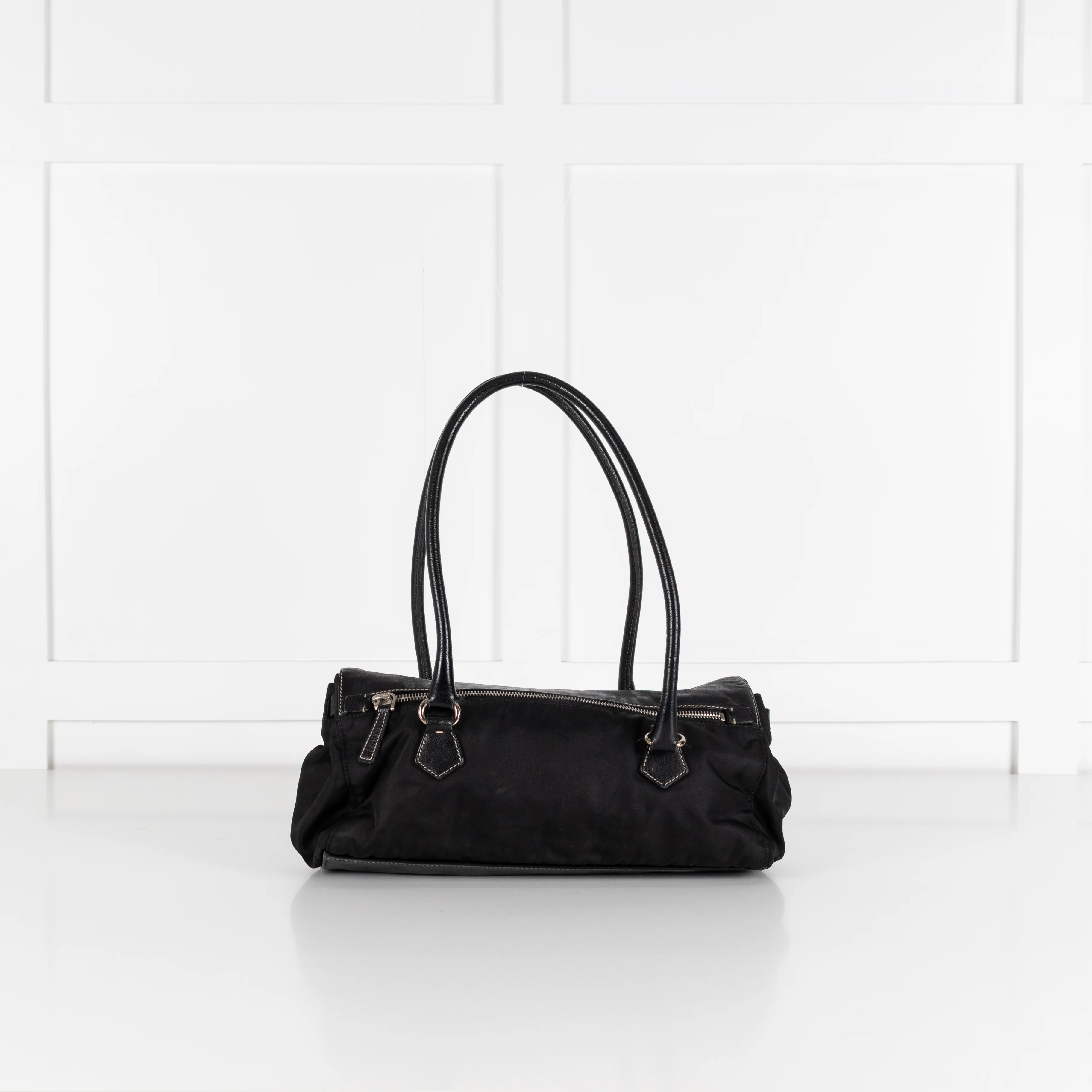 Prada Black Leather Nylon Vintage Shoulder Bag - Image 3