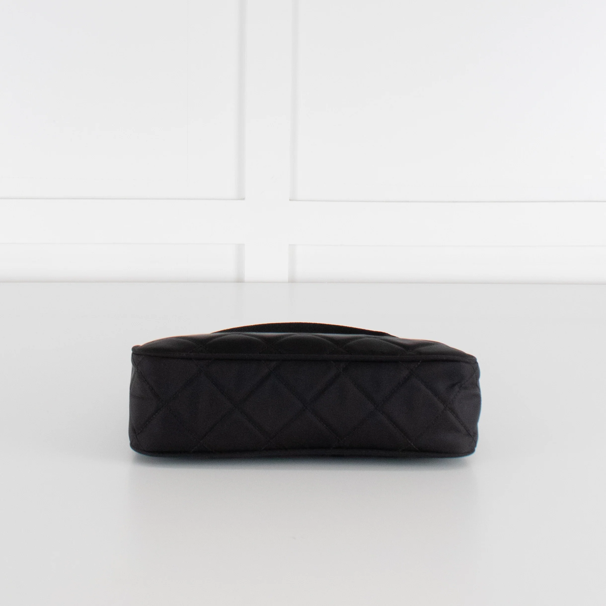 Prada Black Re-Edition 2000 Quilted Handbag - Image 7