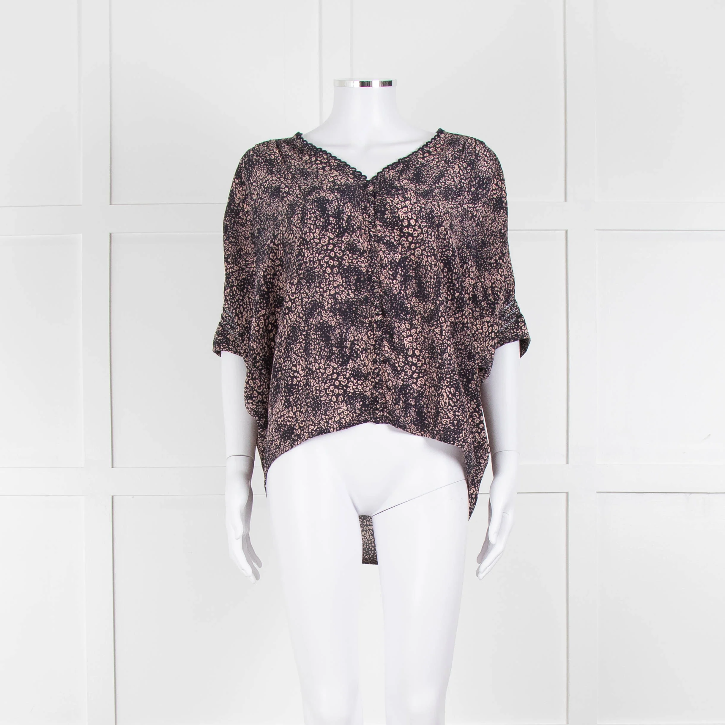 Pyrus Navy Peach Print Oversized Silk Sleeveless Top