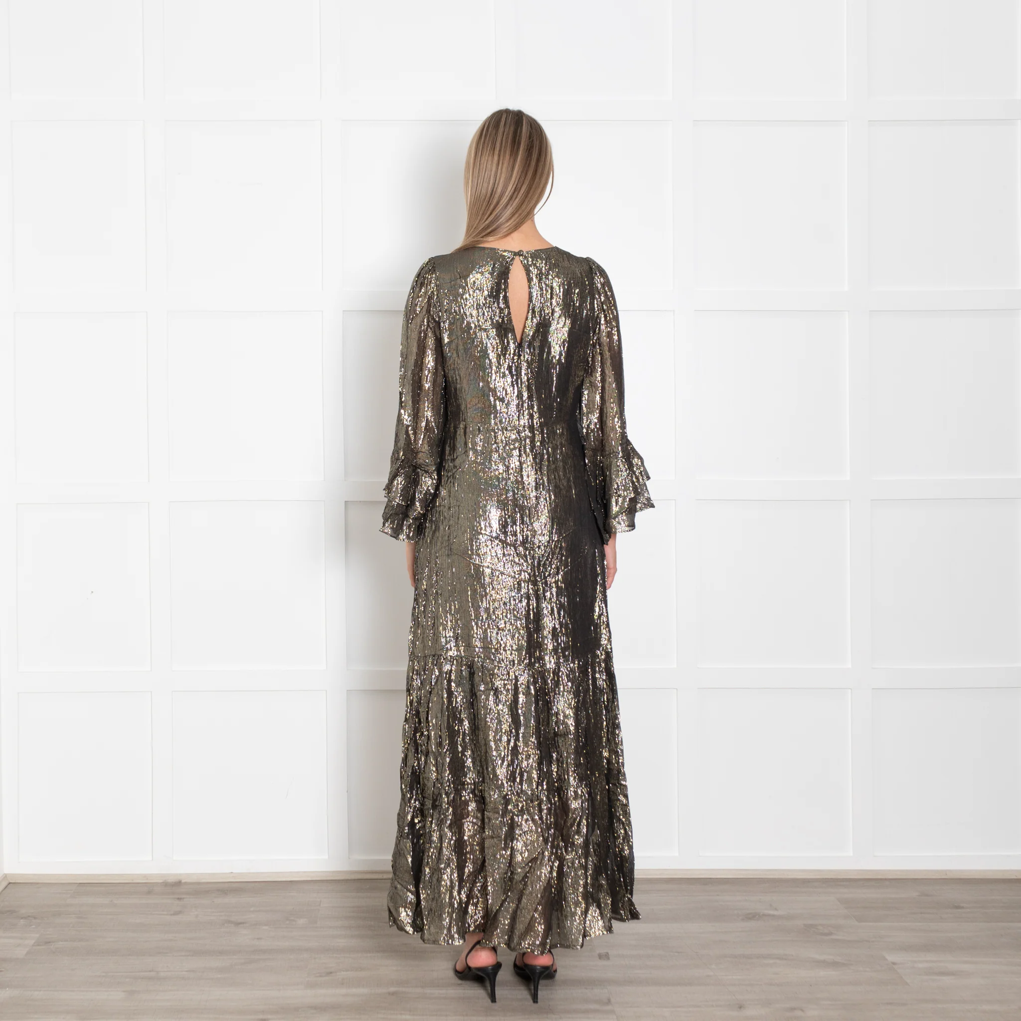 Queens of Archive Black and Gold Tiered Maxi Dress - Image 4