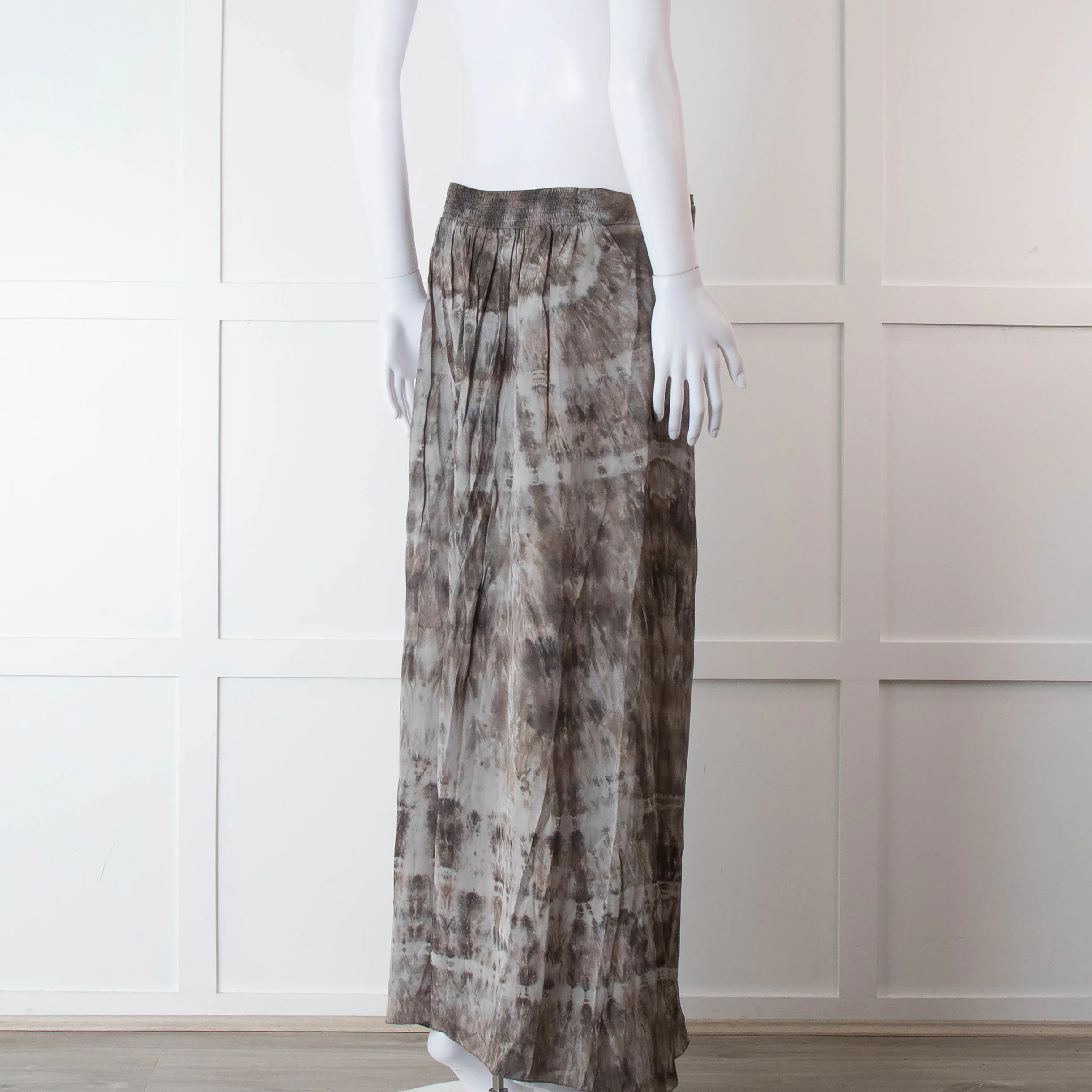 Rabens Soloner Grey & Beige Patterned Skirt With Slit Front - Image 4