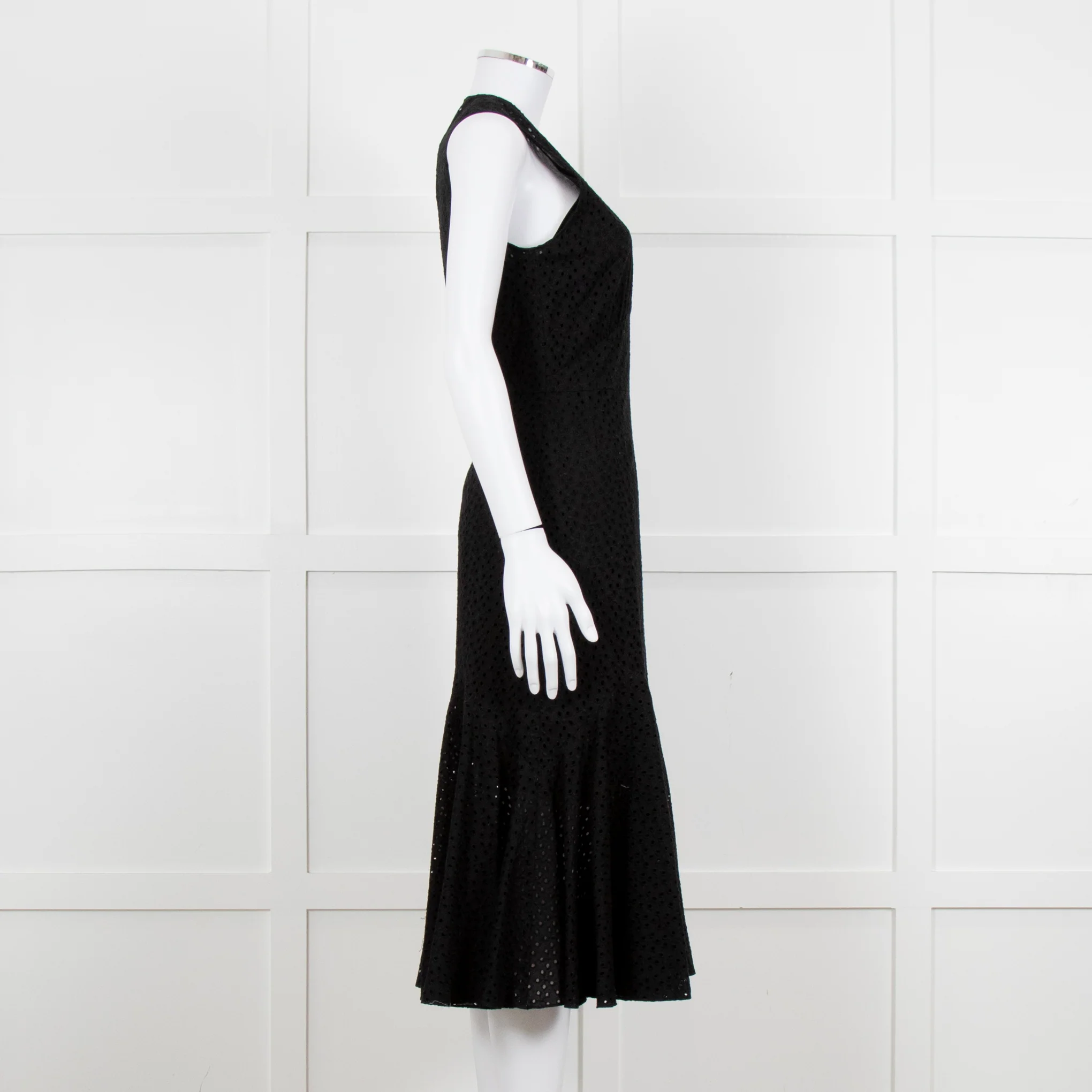Raey Black Broderie Anglaise Sleeveless Fluted Hem Dress - Image 7