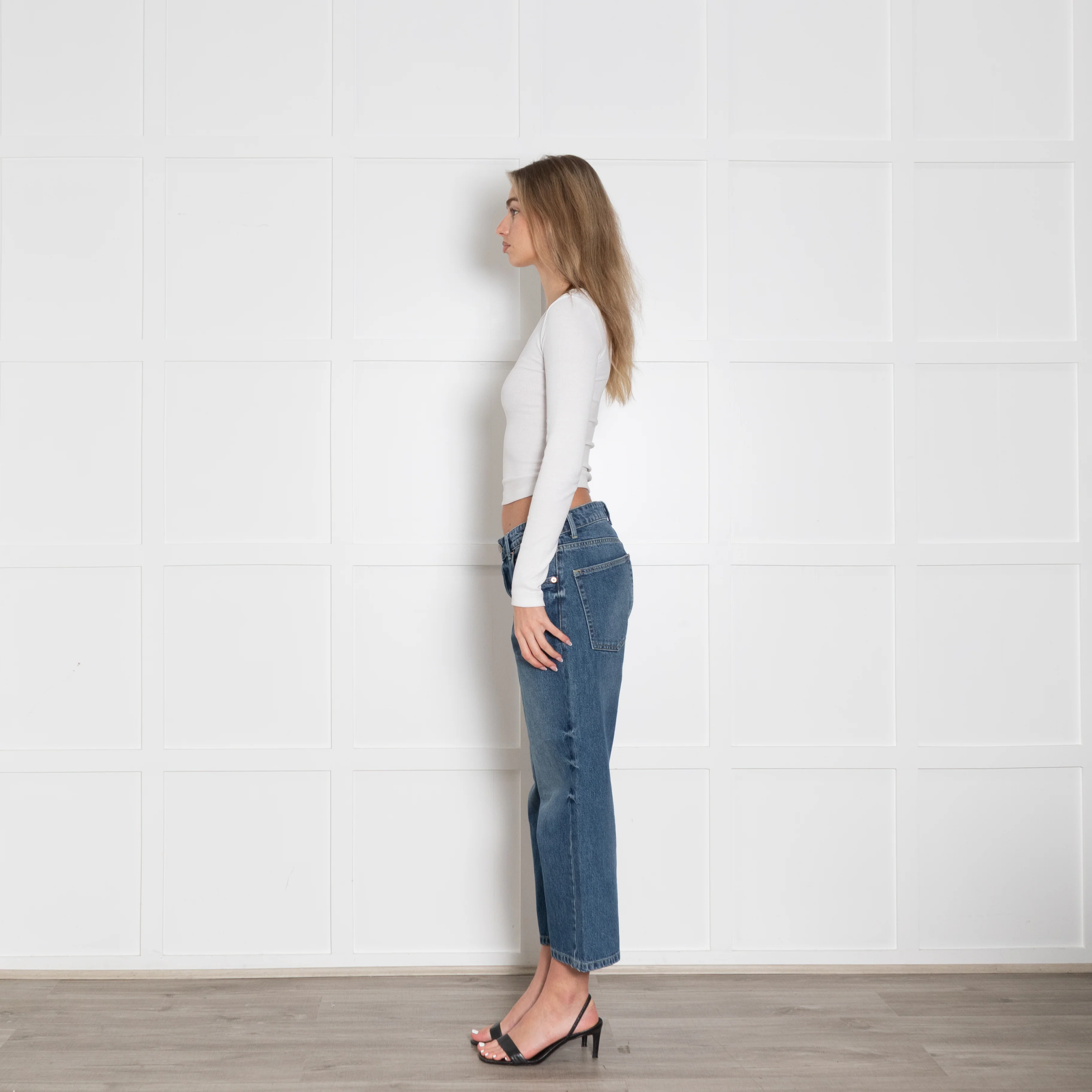 Raey Blue Denim Cropped Jeans - Image 4