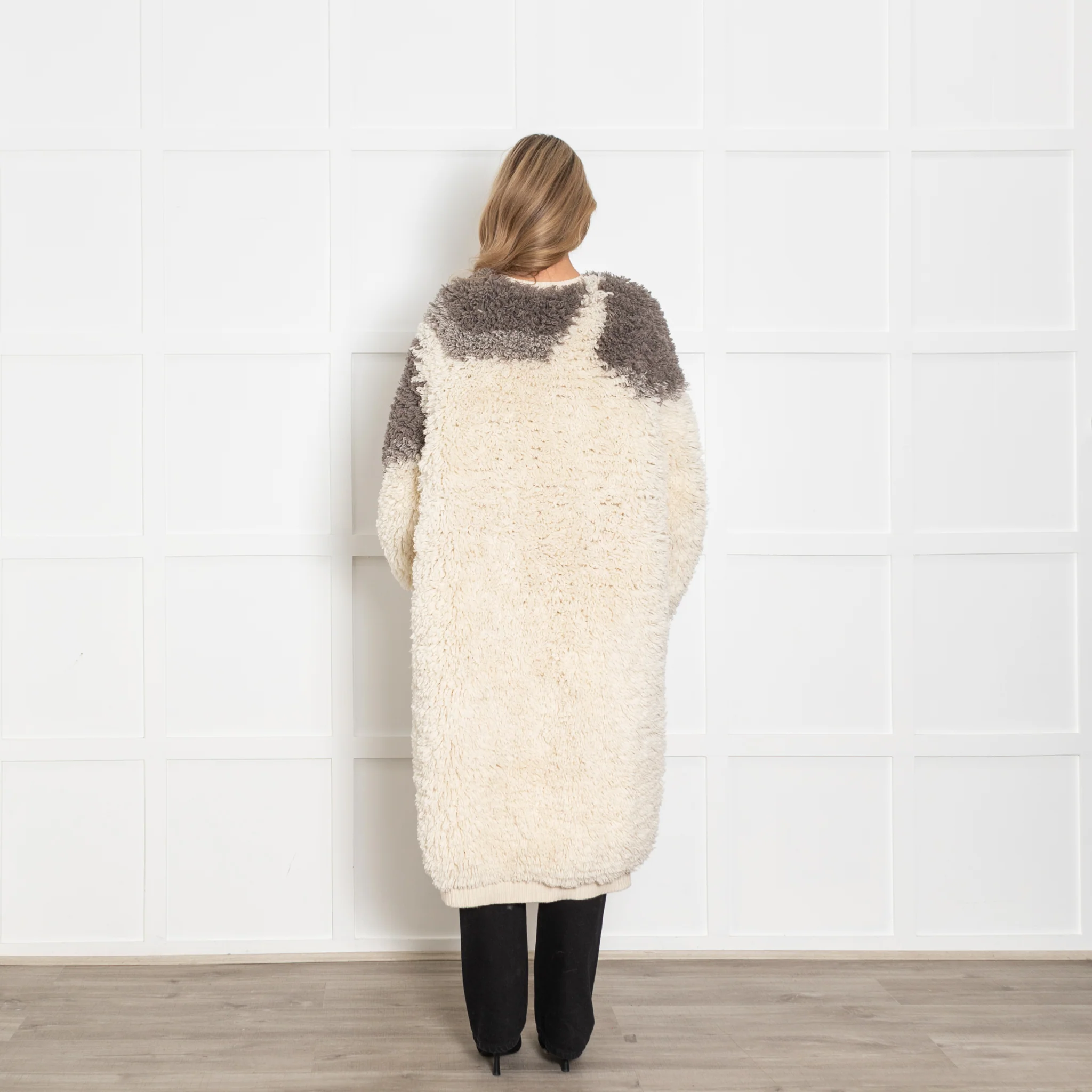 Raey Cream Hairy Tonal Chunky Recycled Cashmere Long Cardigan - Image 5