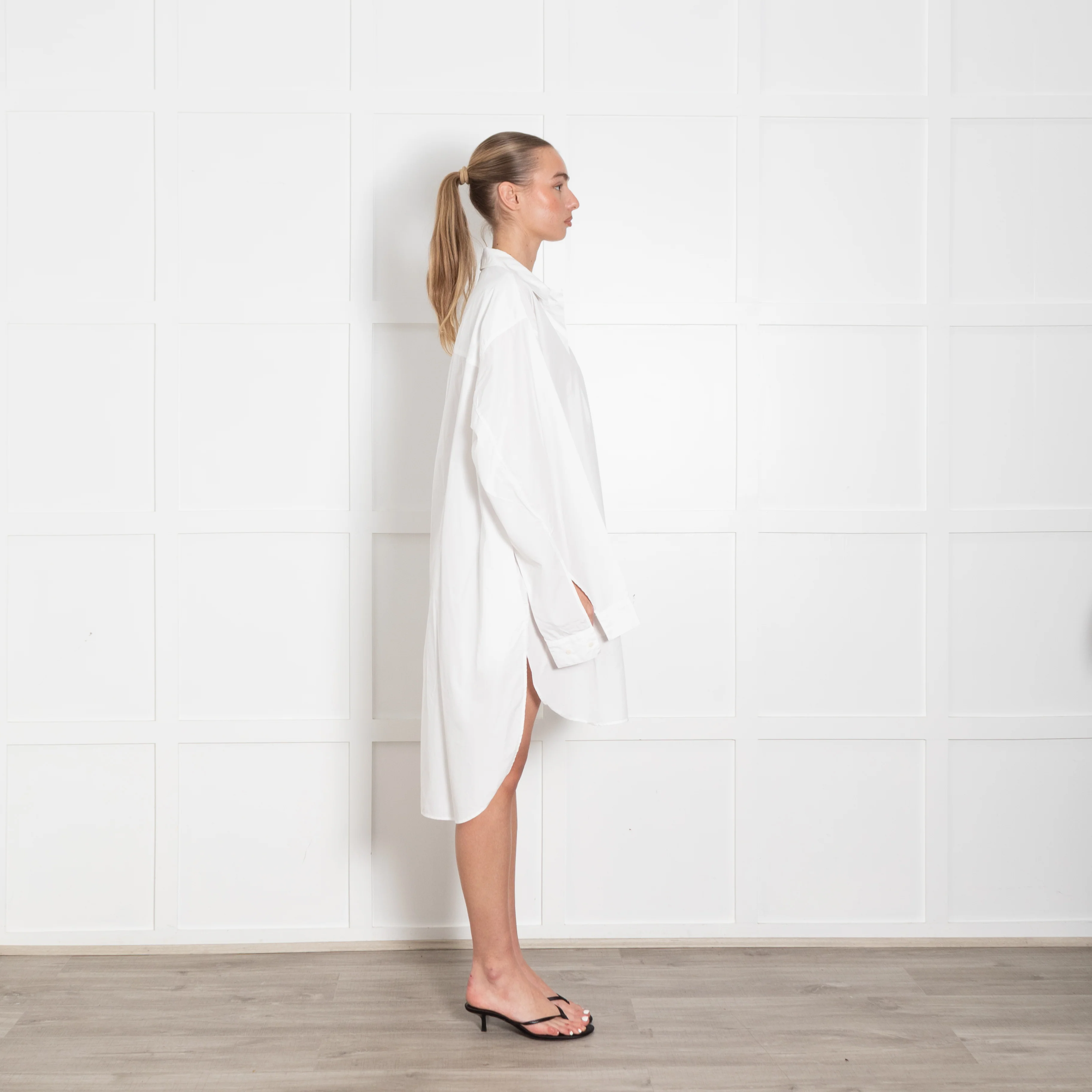 Raey White Cotton Shirt Dress With Long Sleeves - Image 6