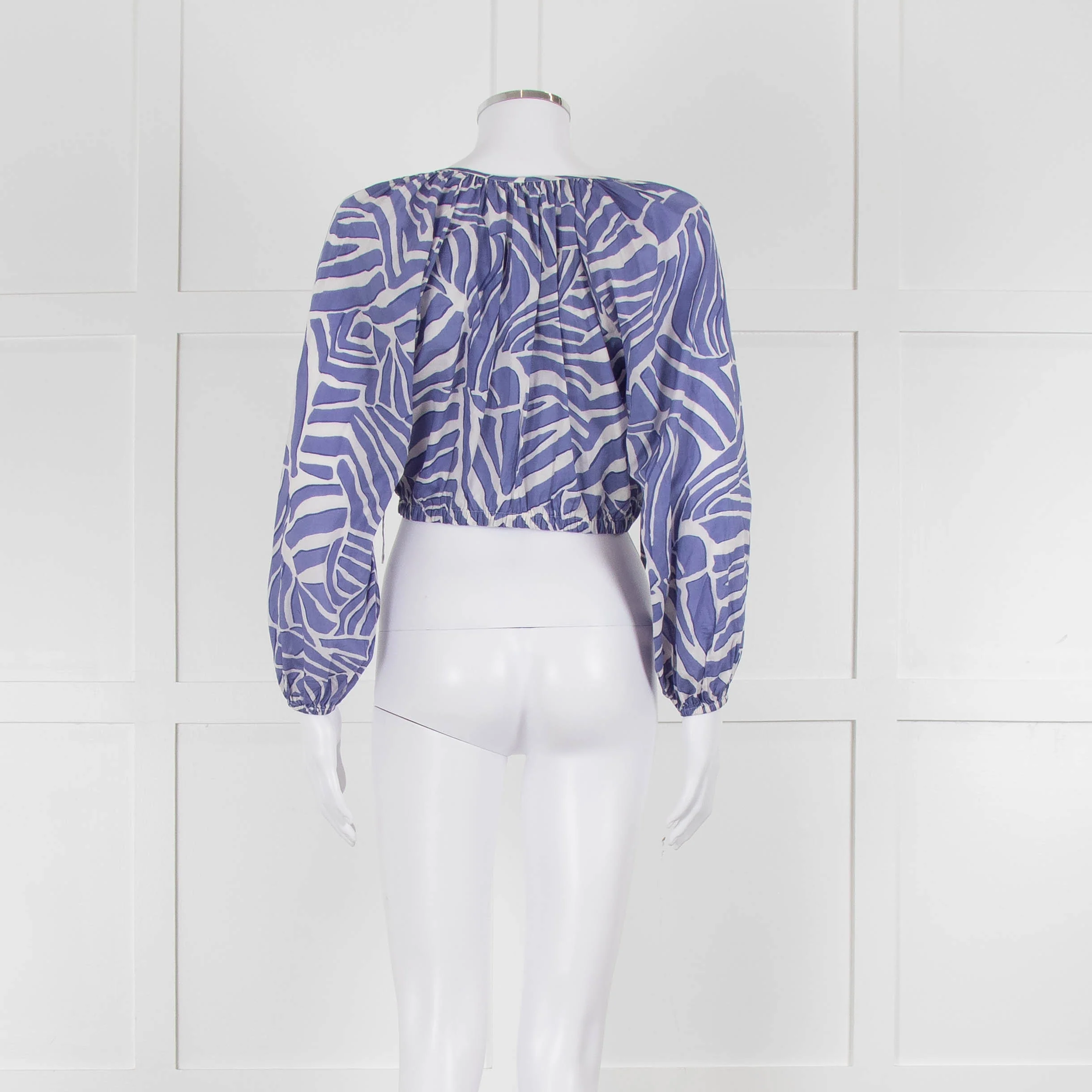 Rails Blue and White Geometric Crop Peasant Blouse - Image 13