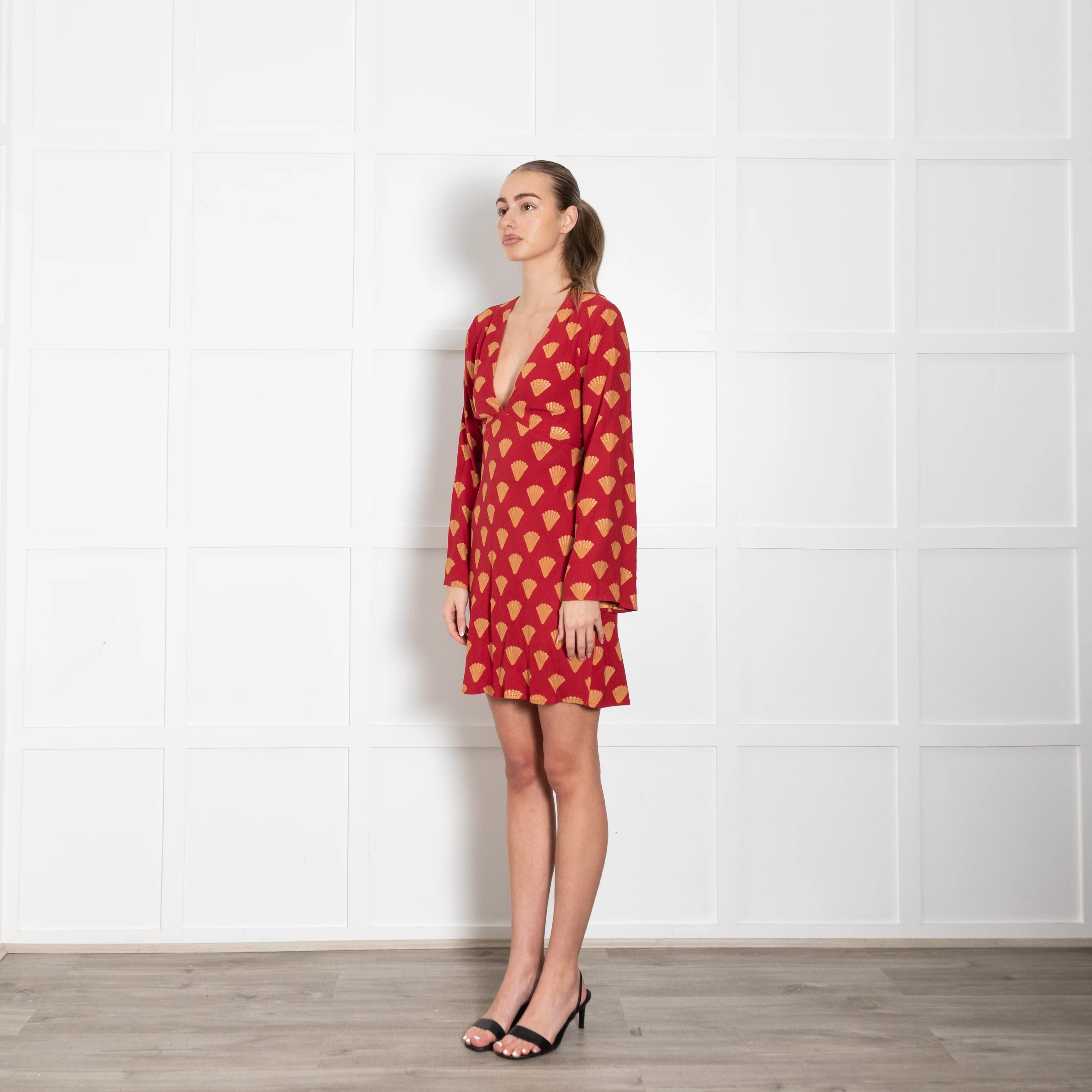Rixo Red Open Back Dress With Gold Fan Print - Image 3