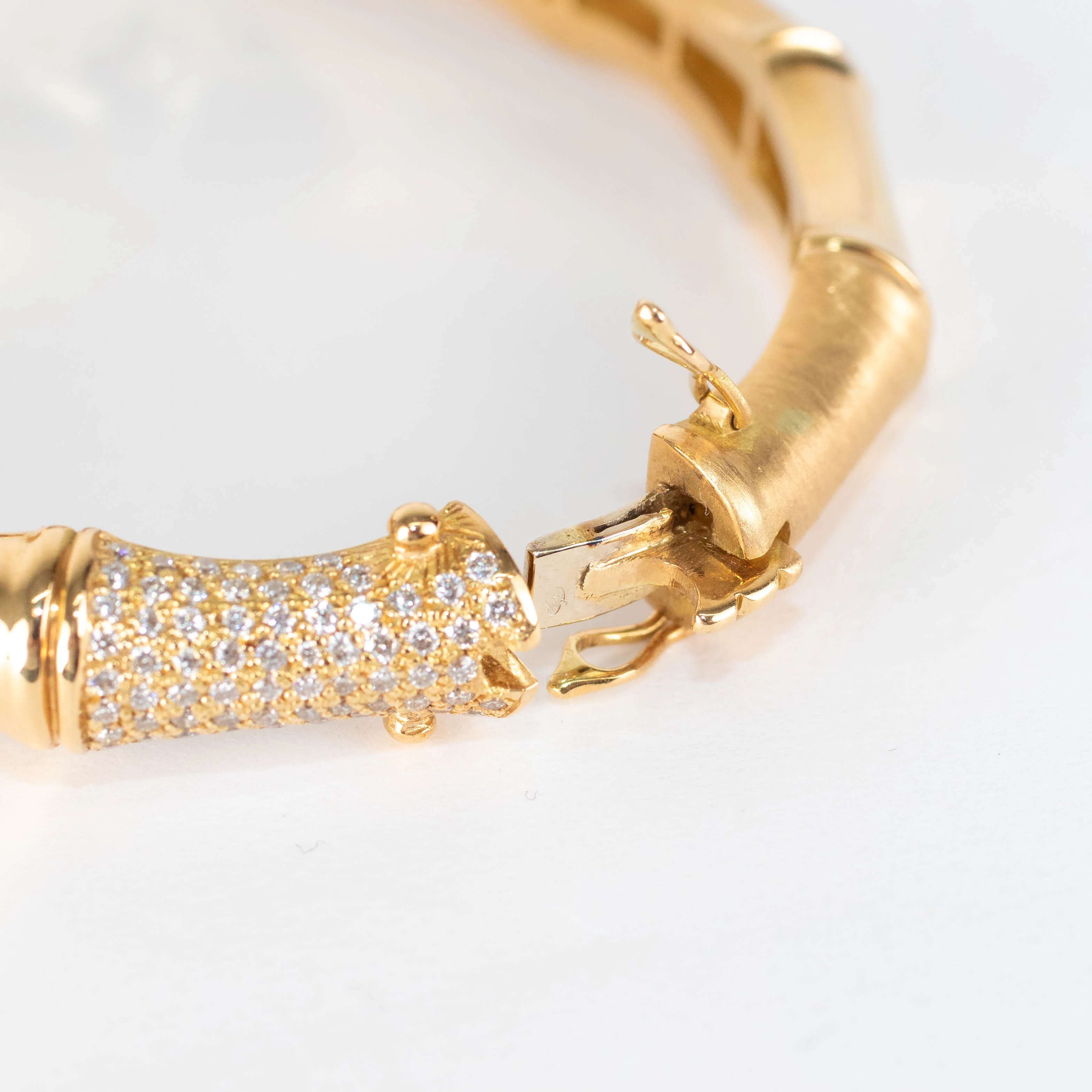 Rainbow K Bamboo XL Bracelet with White Diamonds - Image 8