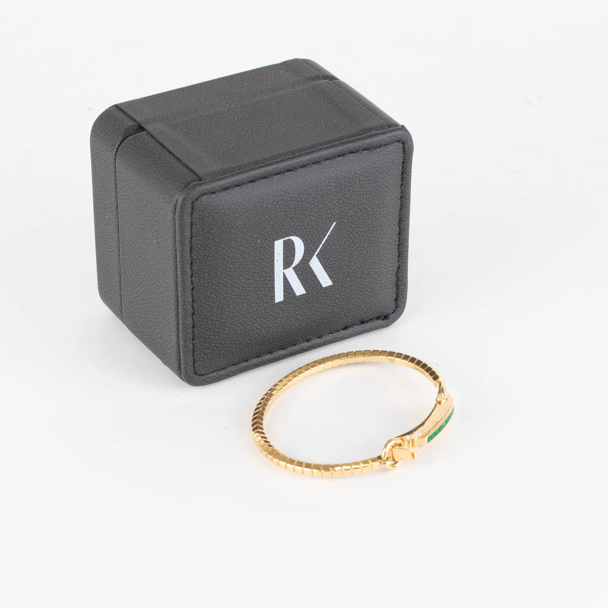 Rainbow K Empress Diamond, Emerald & 18kt Gold Bracelet - Image 3