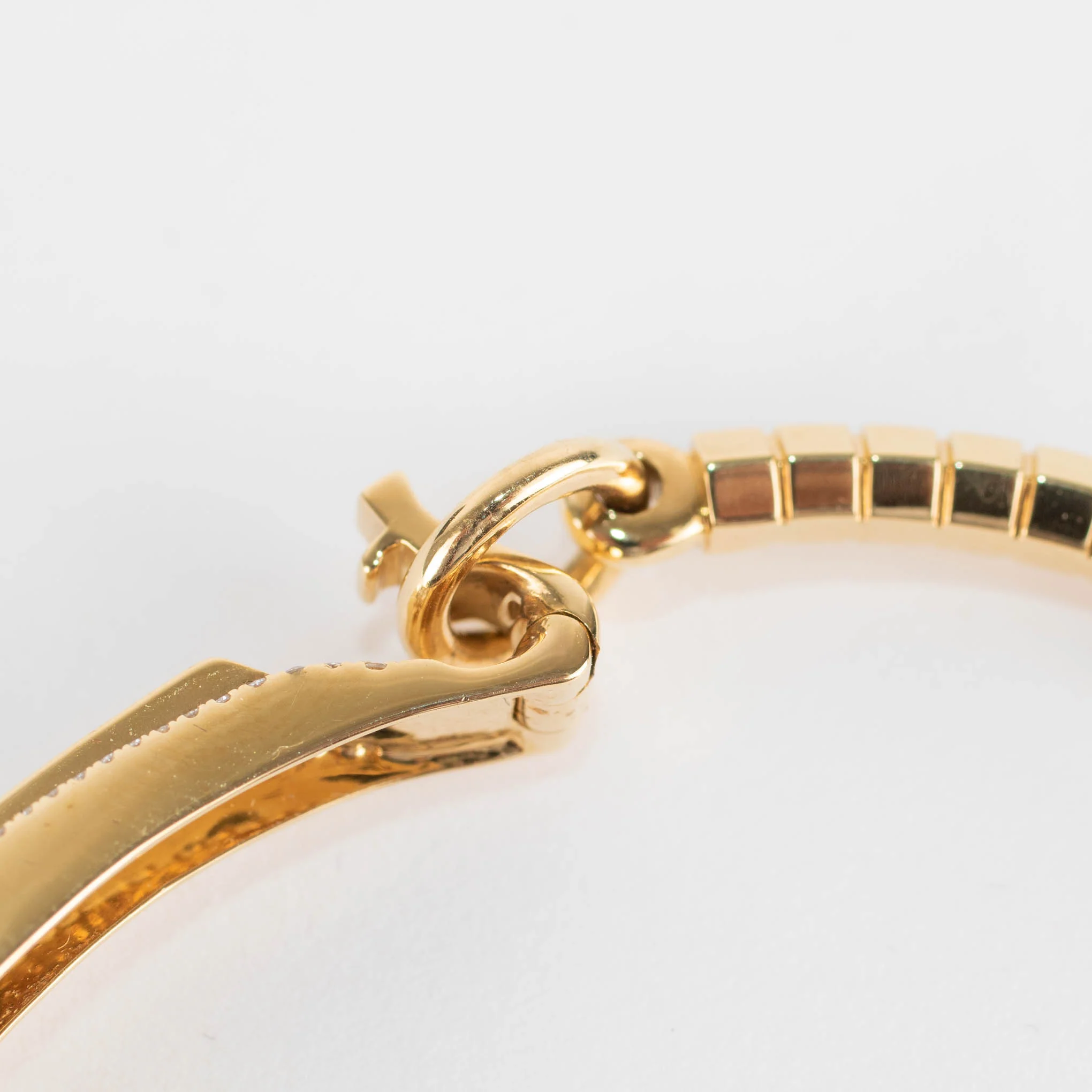 Rainbow K Empress Diamond, Emerald & 18kt Gold Bracelet - Image 5