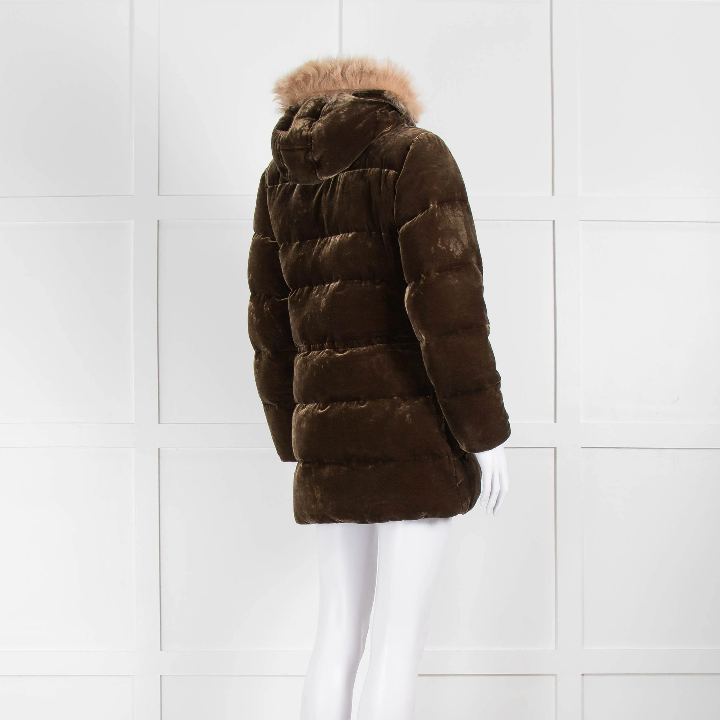 Ralph Lauren Brown Velvet Puffa Jacket With Faux Fur Detachable Trim - Image 4