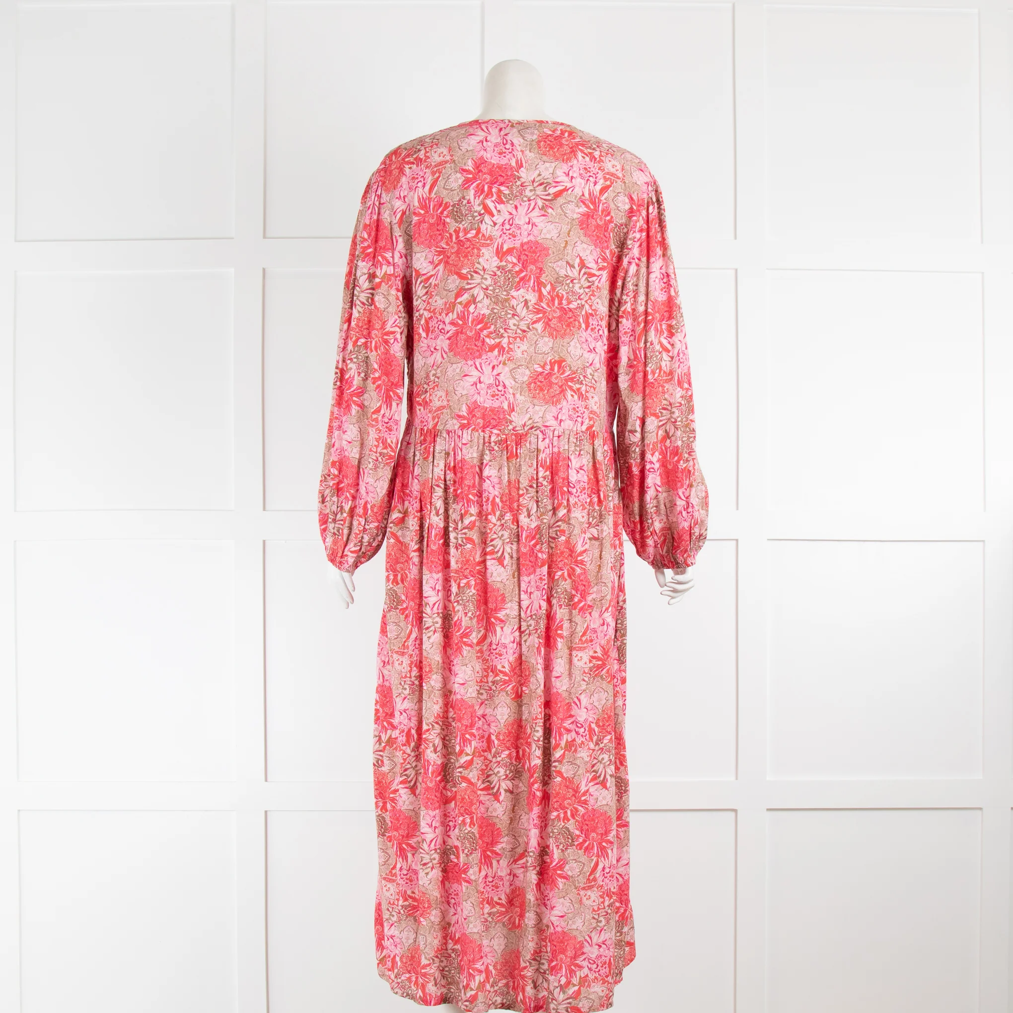 Really Wild Pink Floral Tiered Midi Dress - Image 3