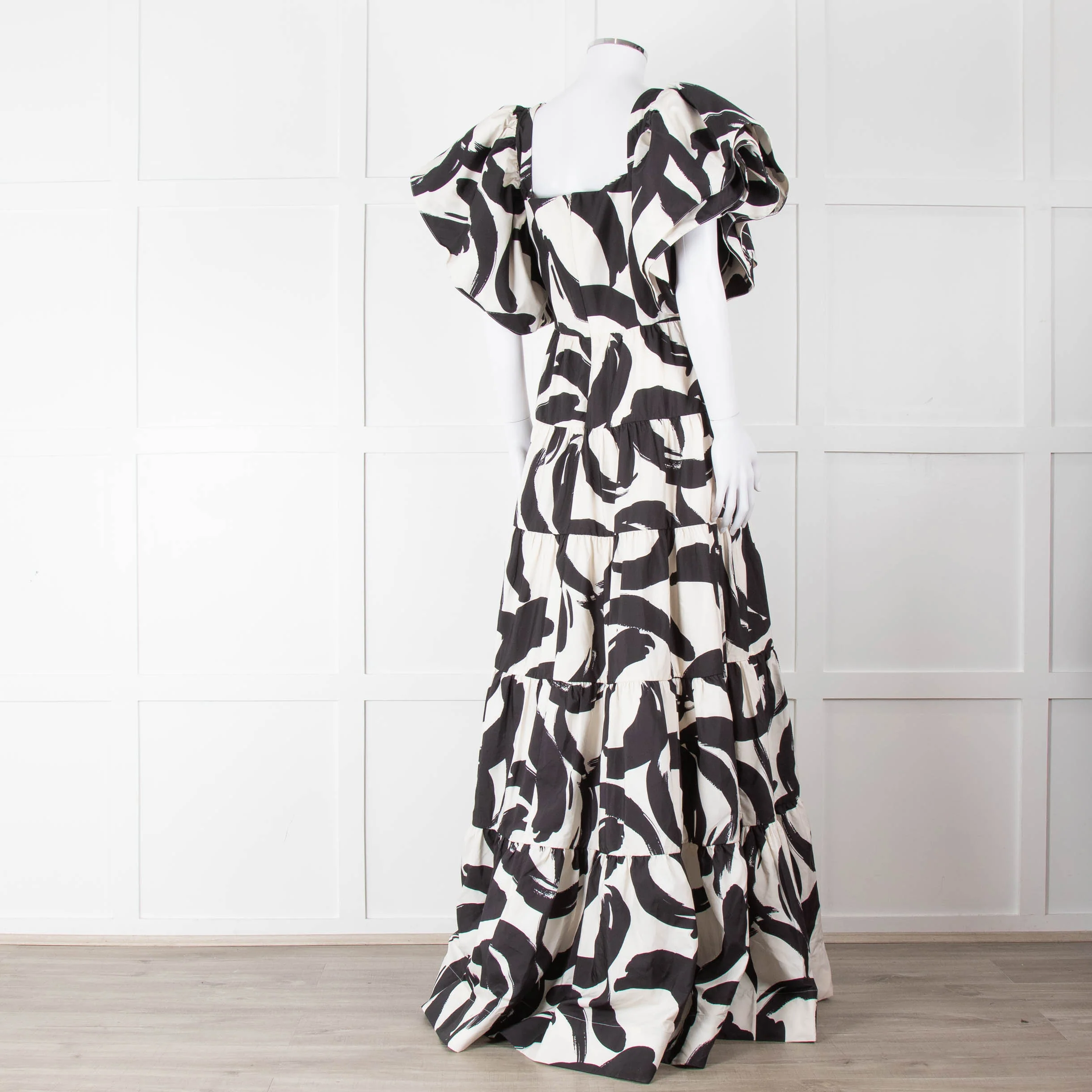 Rebecca Vallance Black and Cream Puff Sleeve Tiered Pompidou Dress - Image 4