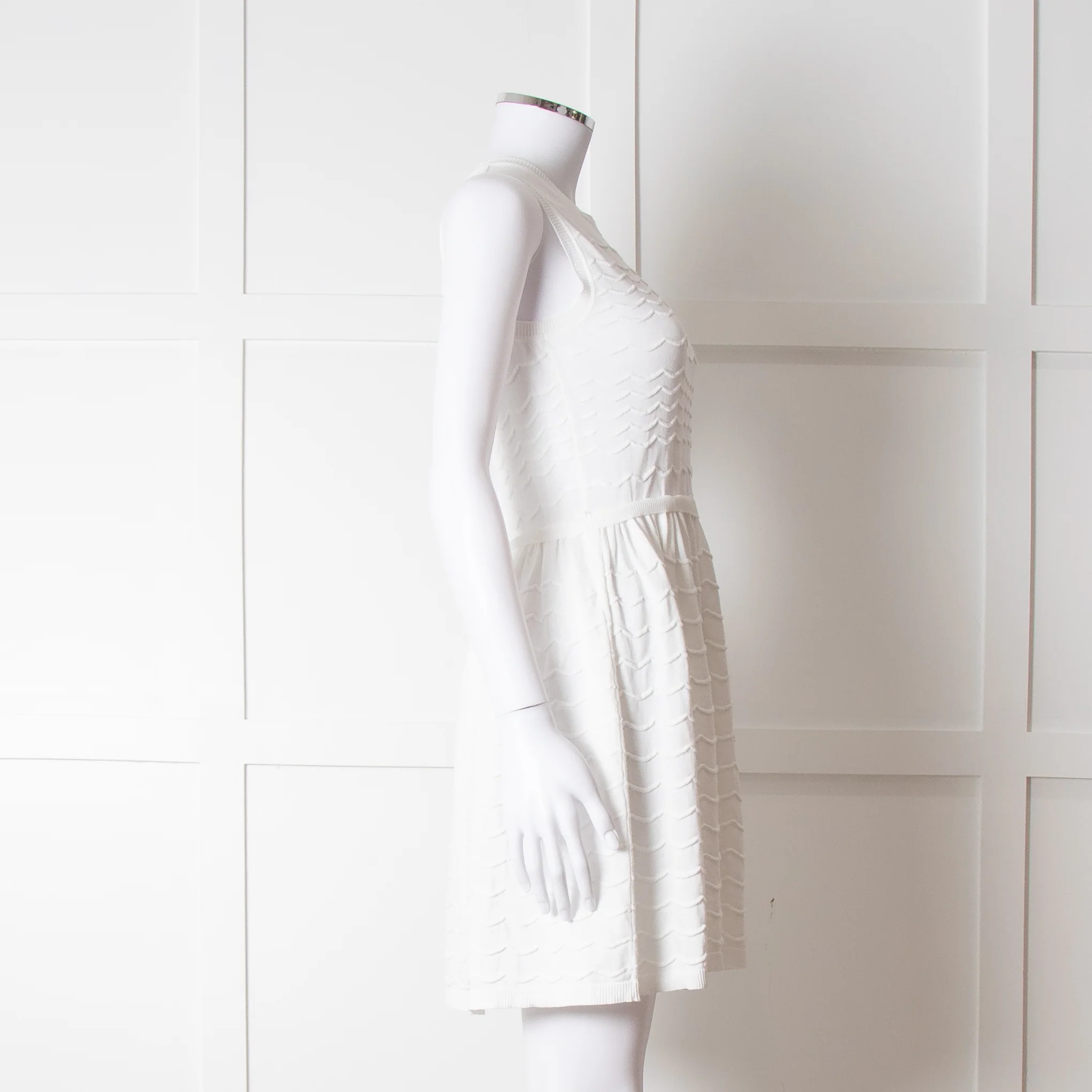 Red Valentino White Knit Sleeveless Mini Dress - Image 3