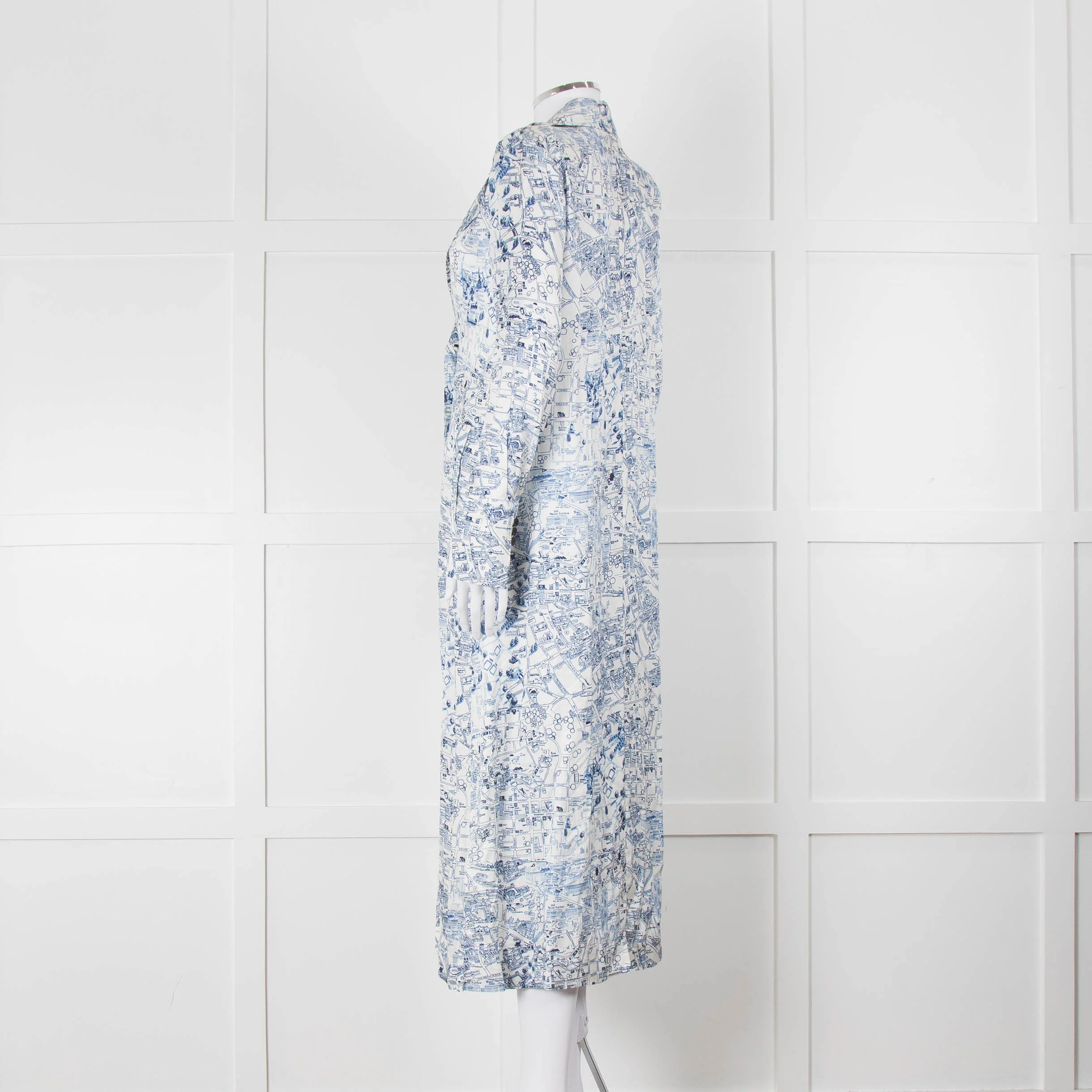 Riani Blue and White Hand-drawn Map Print Double Breasted Dress - Image 6