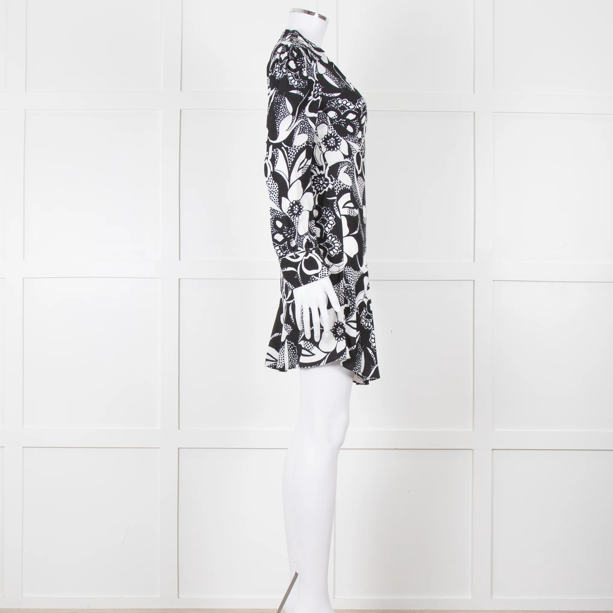 Rixo Black and White Patterened V Neck Dress - Image 3