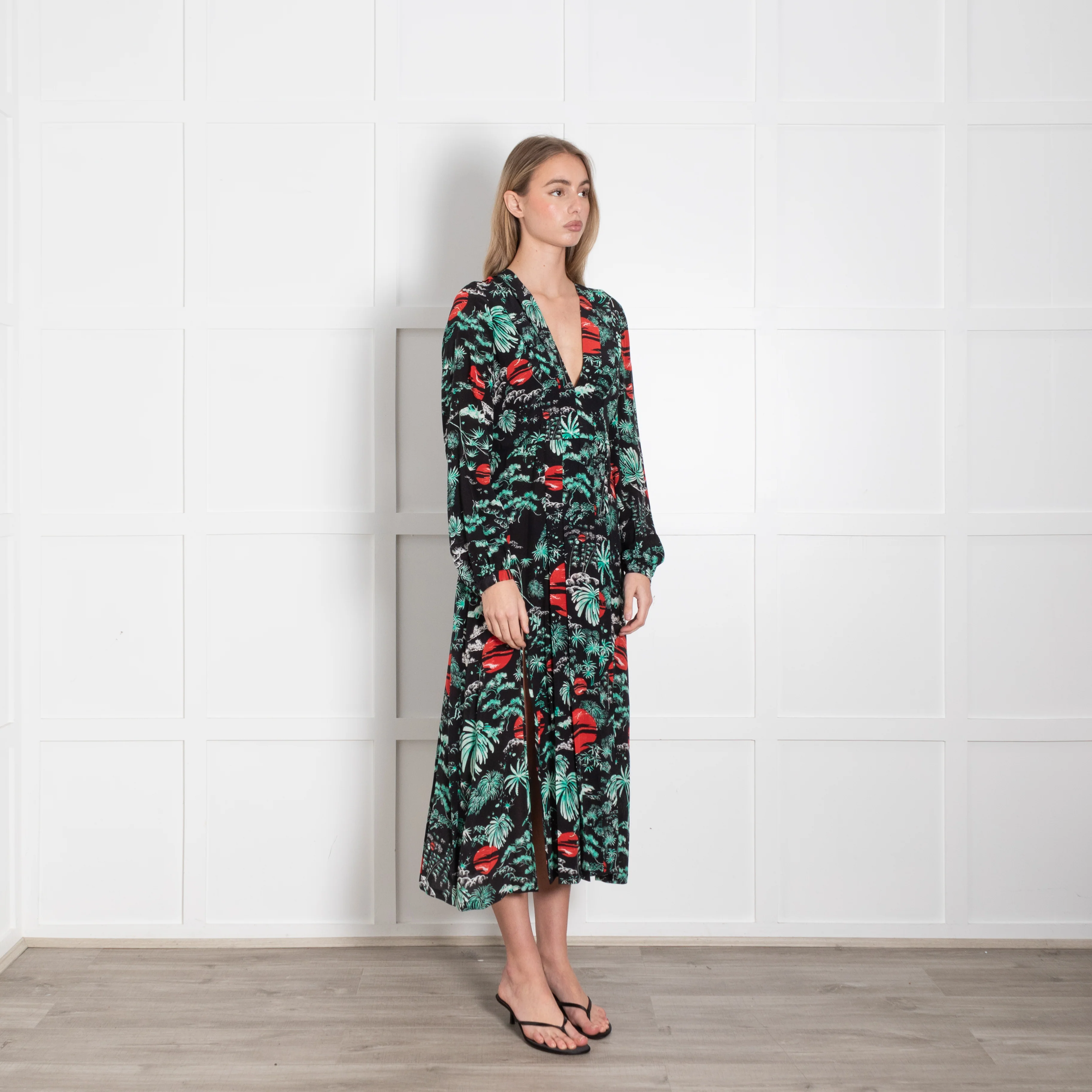 Rixo Black Turquoise Red Sky Print Pleated Dress - Image 7