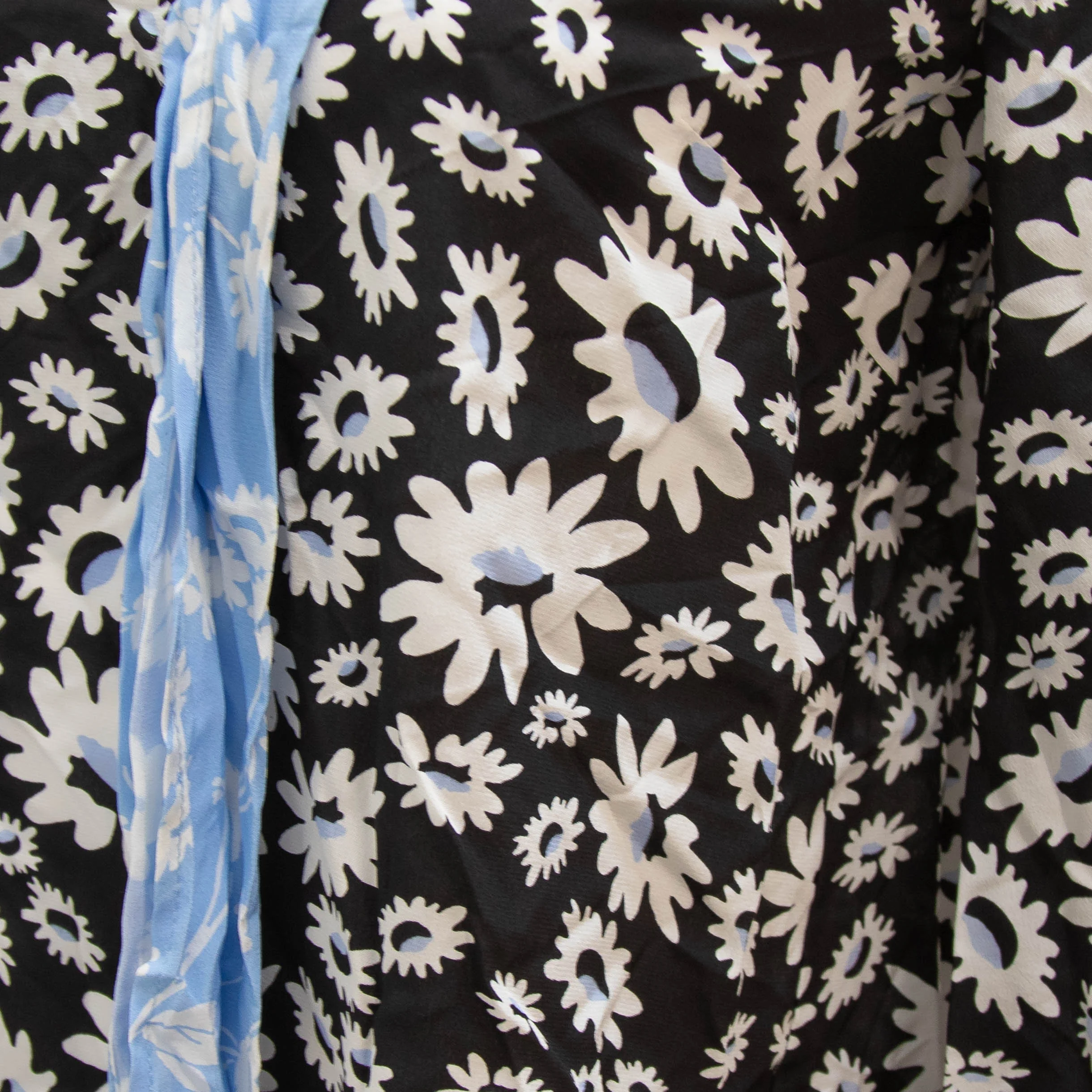 Rixo Black White Floral Neck Tie Blouses - Image 5
