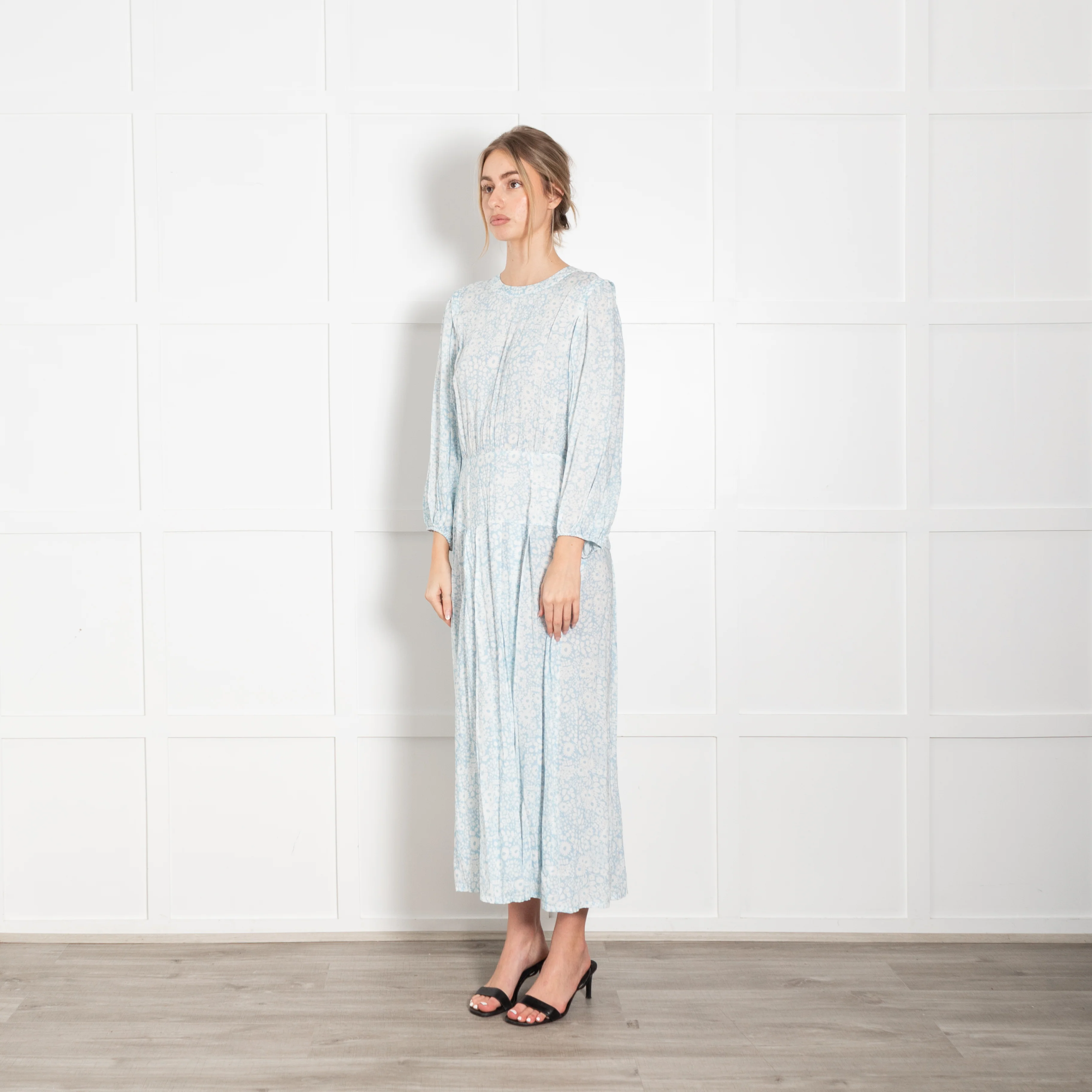 Rixo Pale Blue White Floral Puff Sleeve Midi Dress - Image 3
