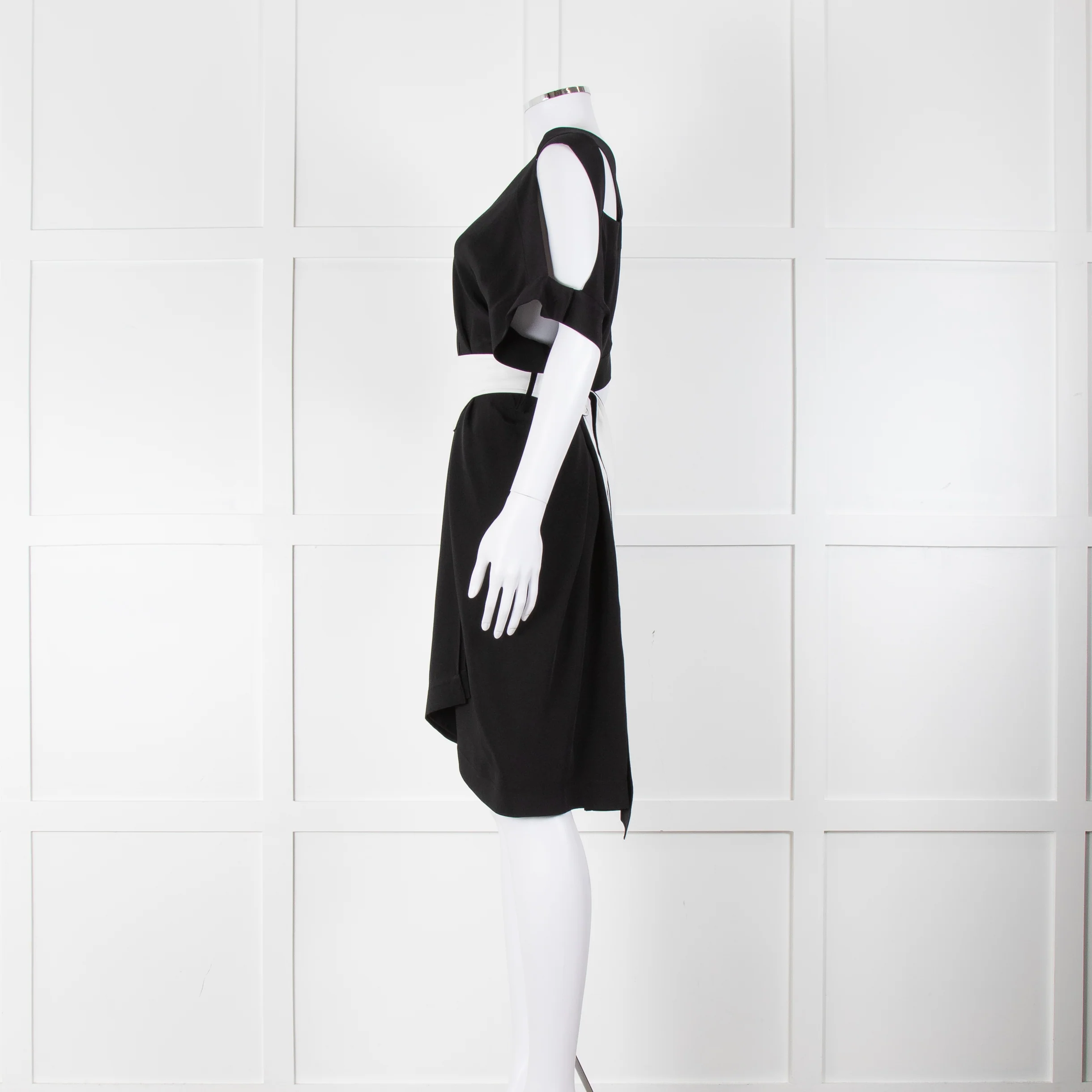 Roland Mouret Black White Silk Belted Sleeveless Dress - Image 7