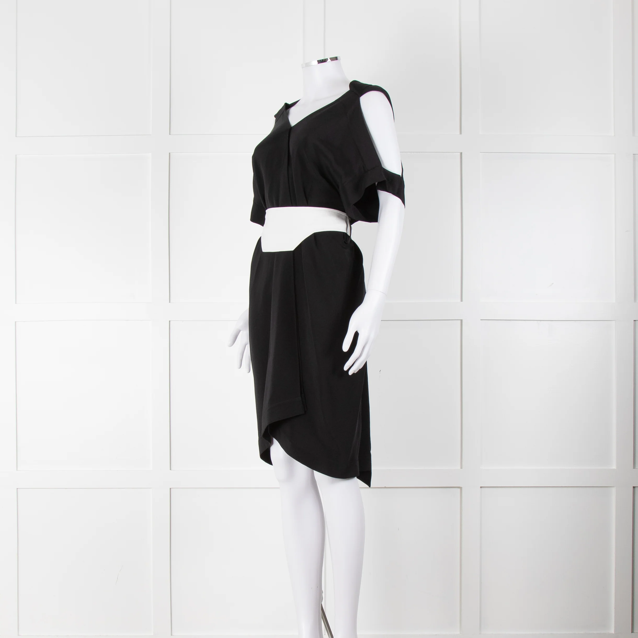 Roland Mouret Black White Silk Belted Sleeveless Dress - Image 8