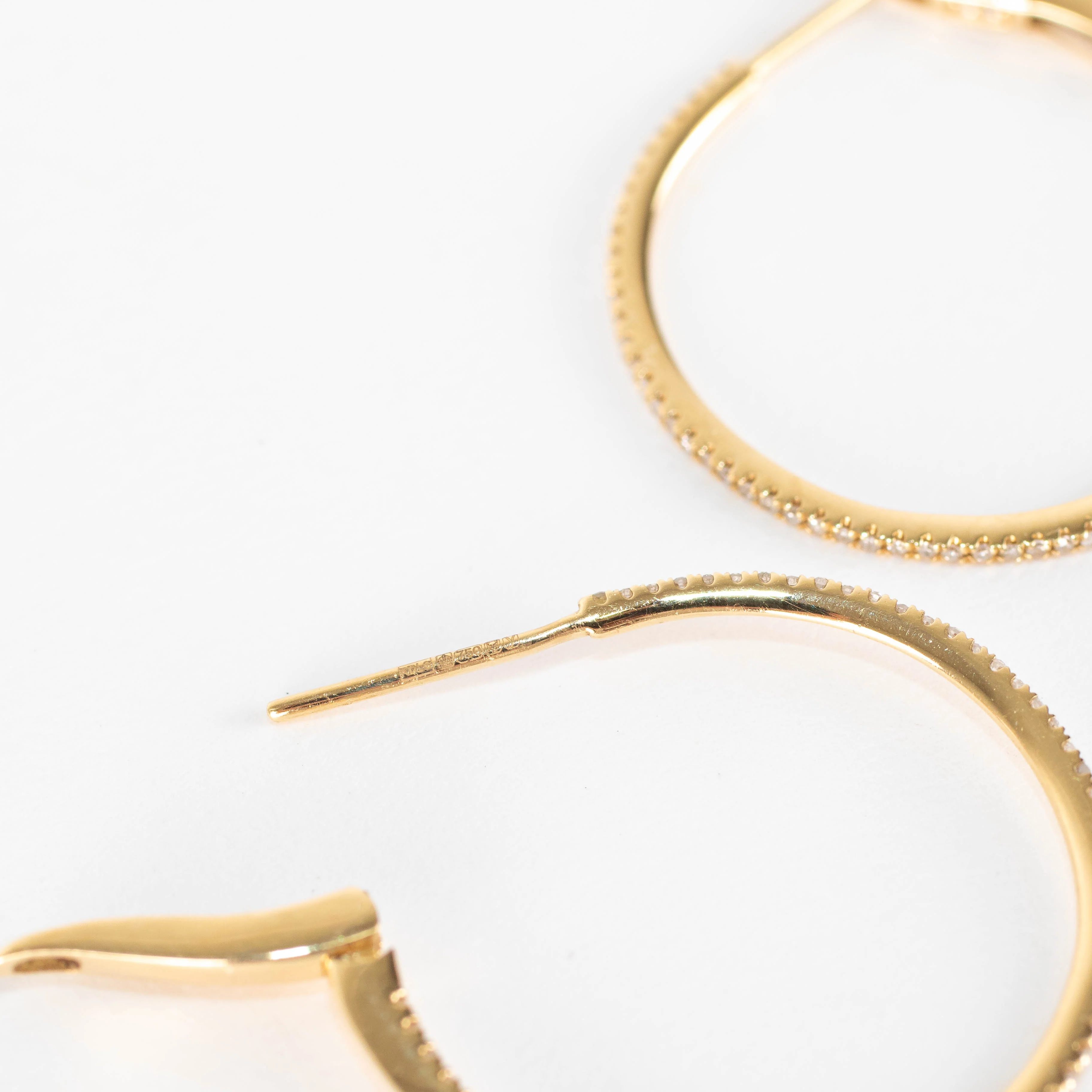 Rosa de la Cruz 18k Gold 25mm Pave Hoops - Image 5