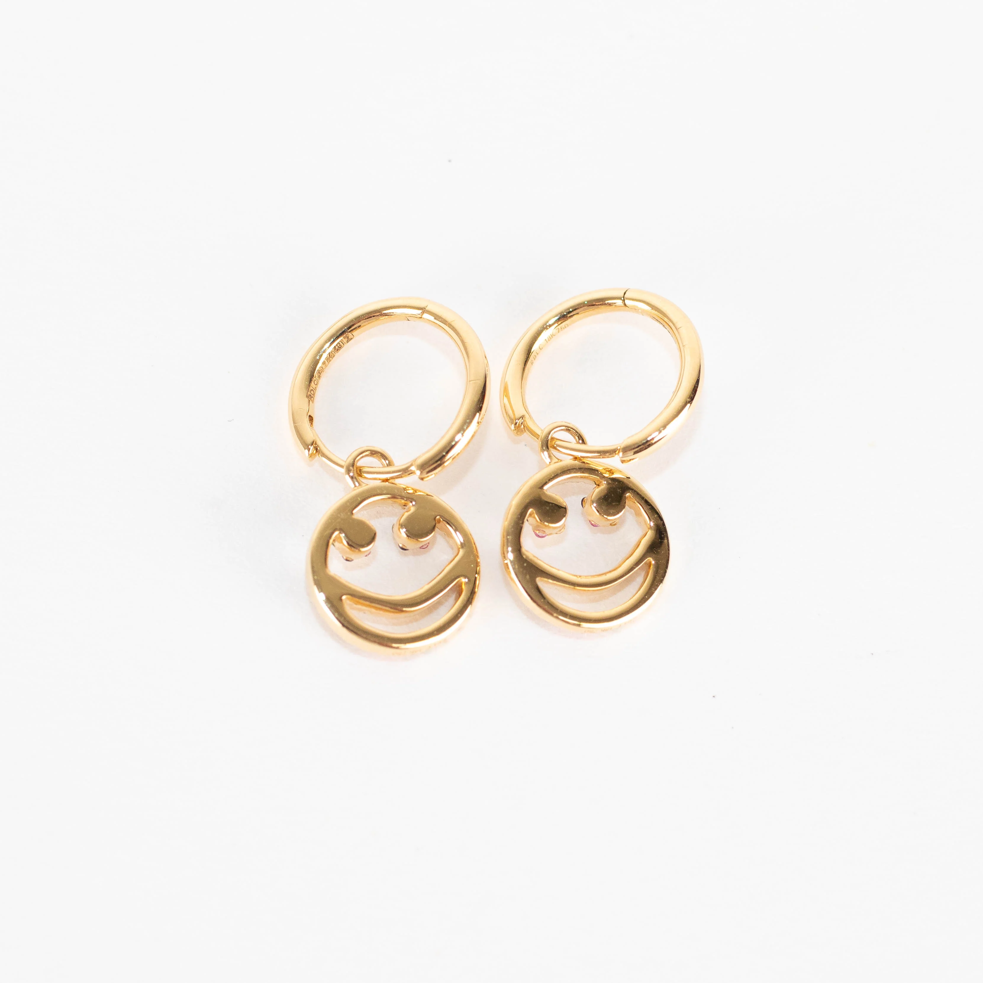Rosa de la Cruz 18k Yellow Gold Multi Sapphire Hoops - Image 4