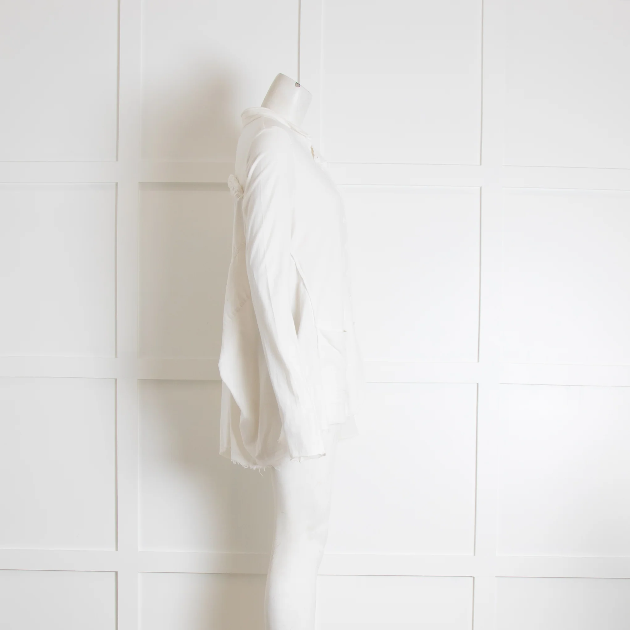 Rundholz Black Label White Cotton Fitted Frill Detail Jacket - Image 2