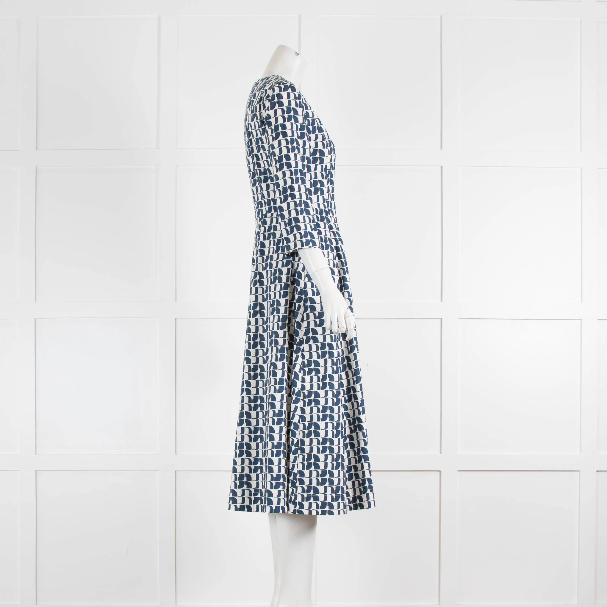 S Max Mara 3/4 Length Sleeve Geometric Shift Dress - Image 2