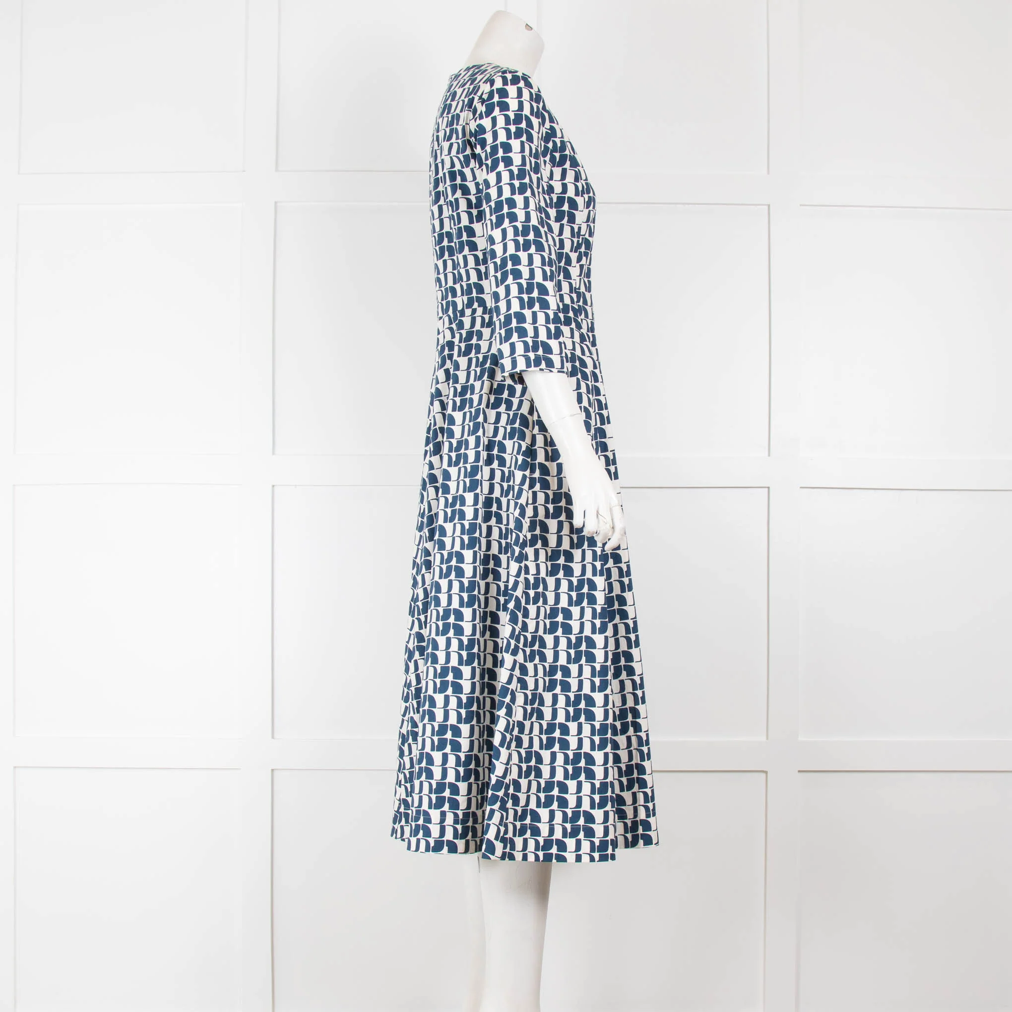 S Max Mara Blue and White Abstract Pattern Dress - Image 2