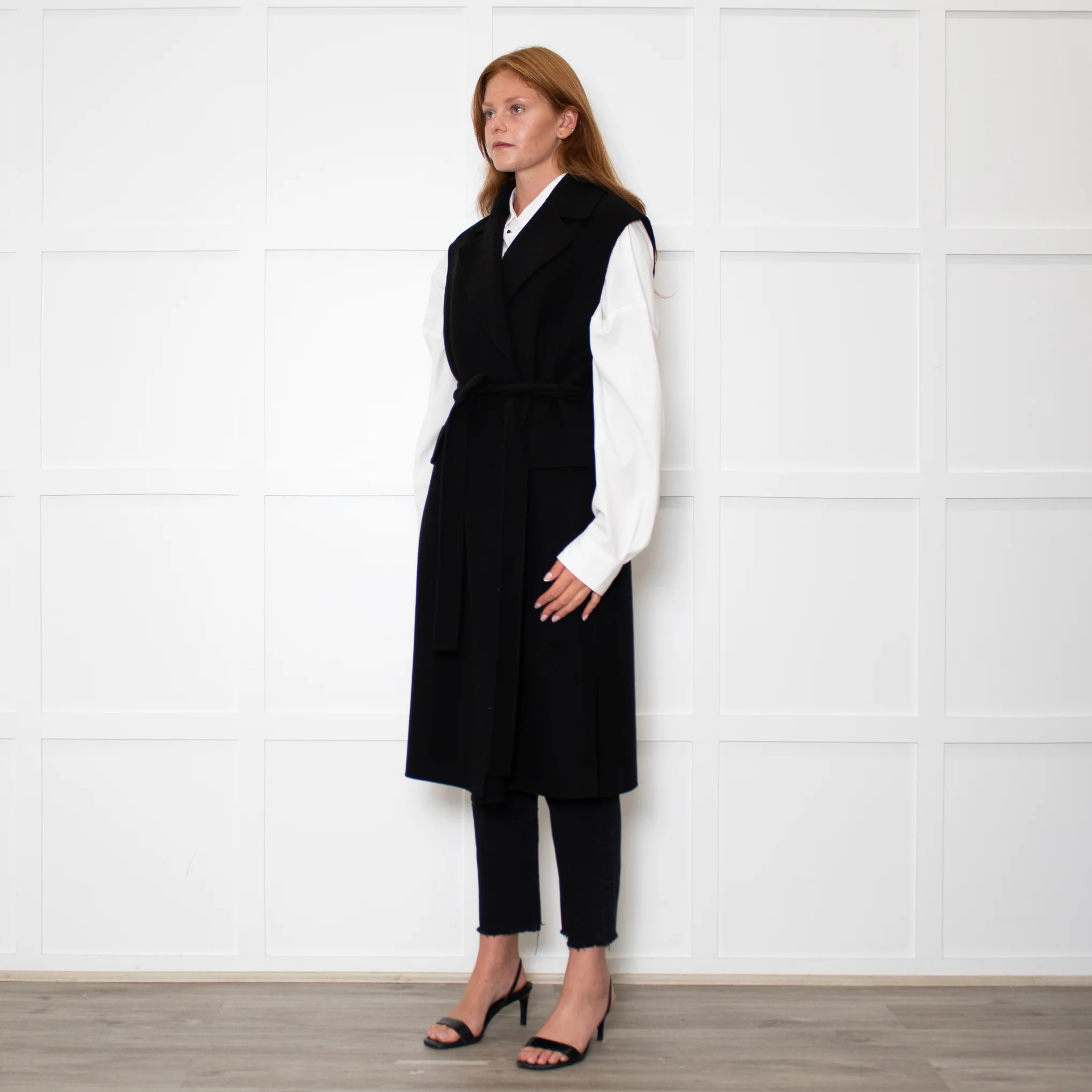 S Max Mara Black Belted Longline Virgin Wool Gilet - Image 3