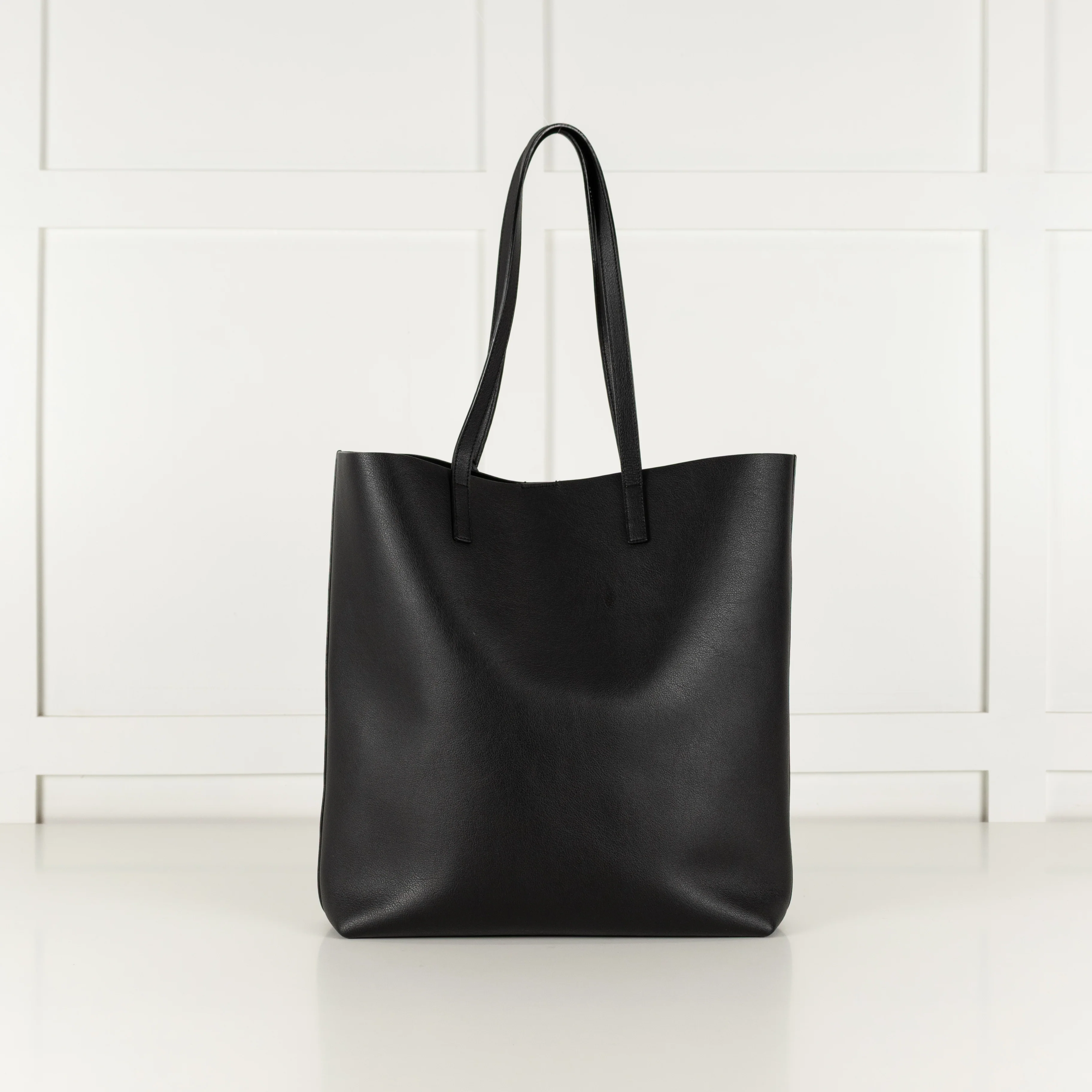 Saint Laurent Black Leather Shopping Bag - Image 5