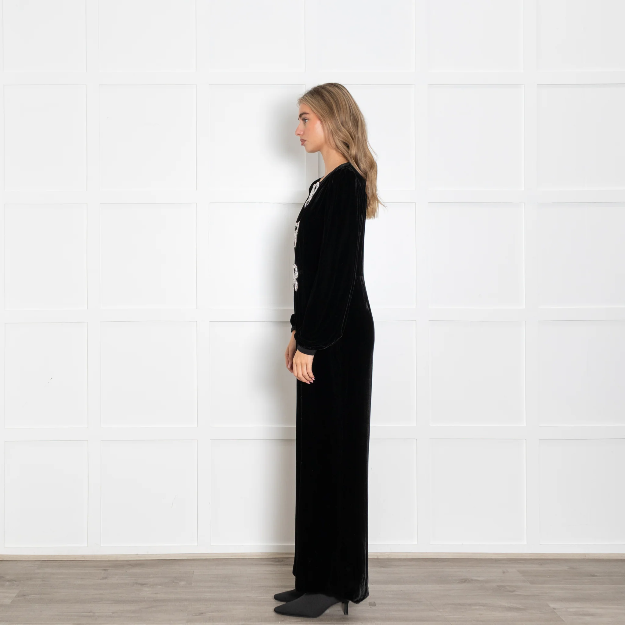 Saloni Camille Black Velvet Bow Embroidery Jumpsuit - Image 5
