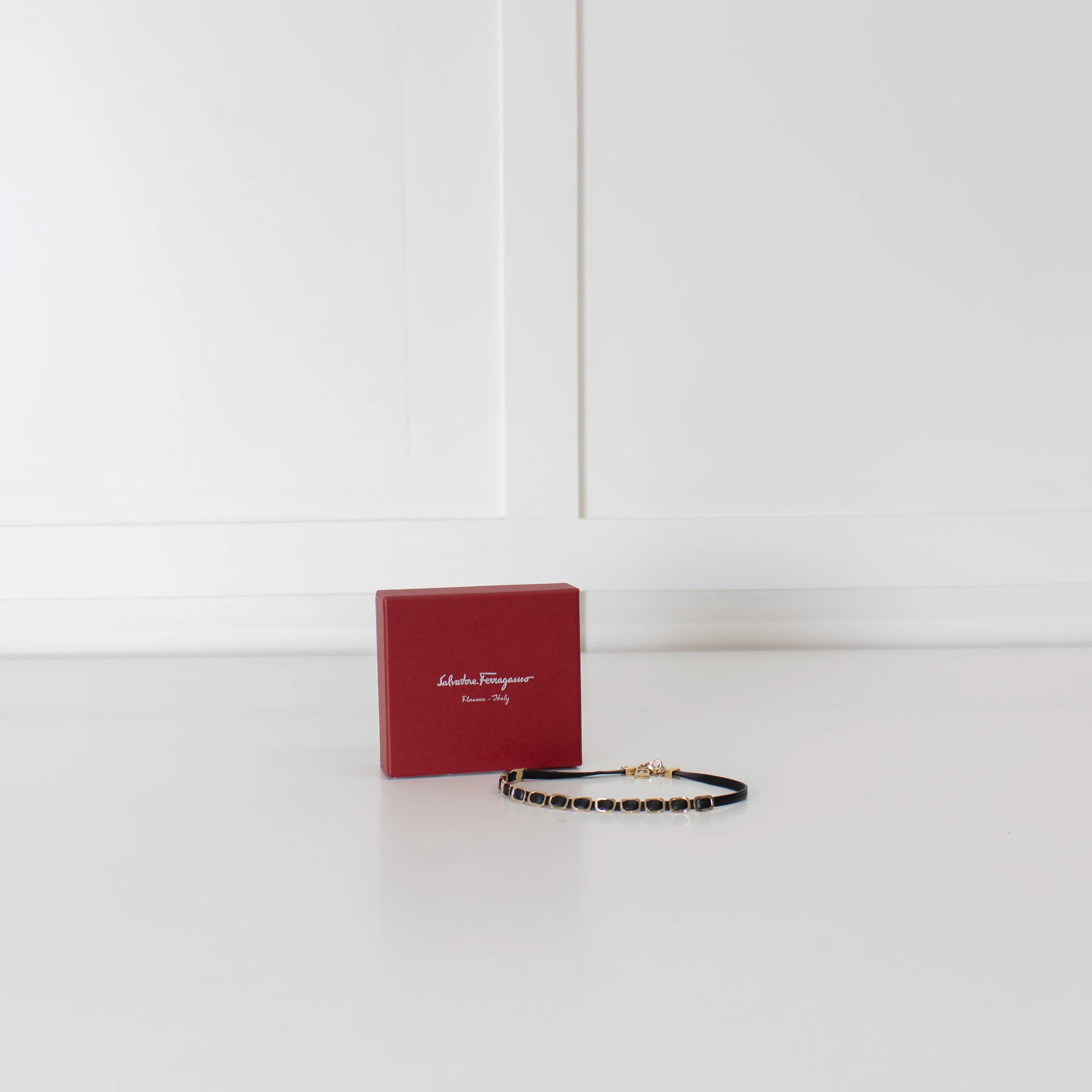 Salvatore Ferragamo Black Gold Vara Chain 2 Lotus Bracelet - Image 3