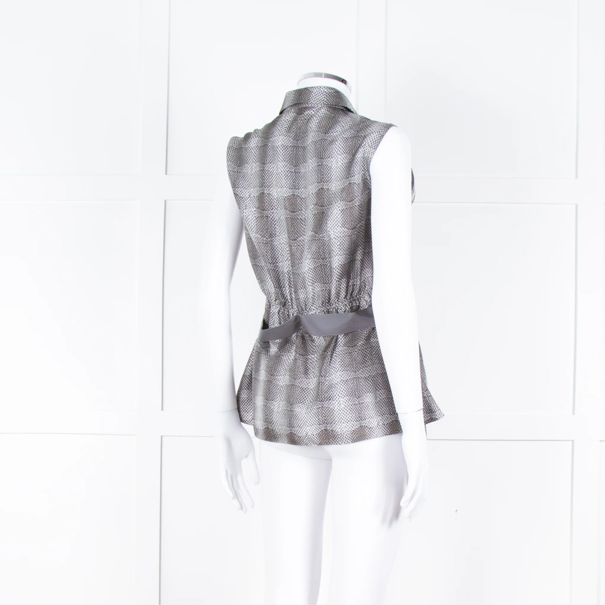 Salvatore Ferragamo Cream Grey Snakeskin Sleeveless Top - Image 4