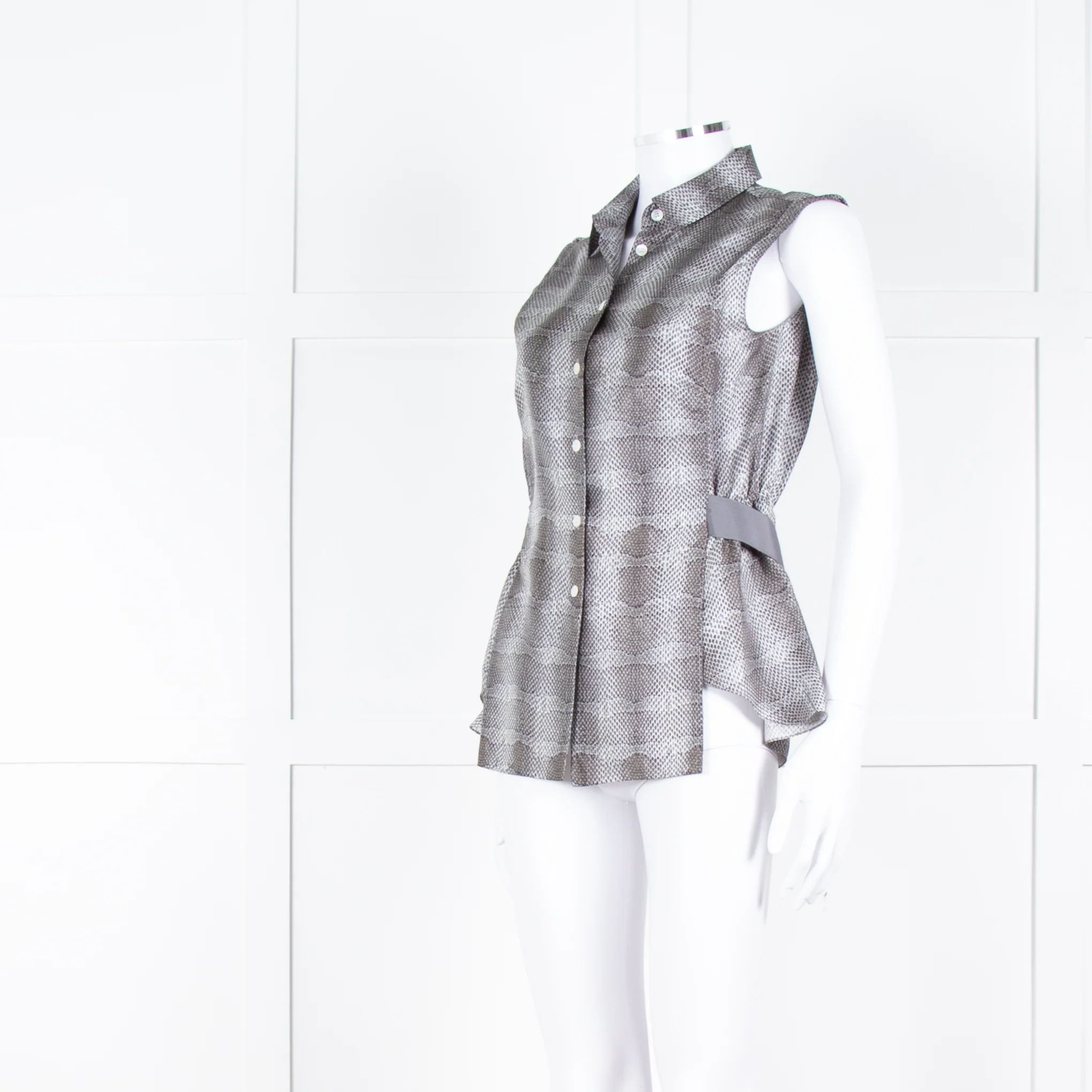 Salvatore Ferragamo Cream Grey Snakeskin Sleeveless Top - Image 8