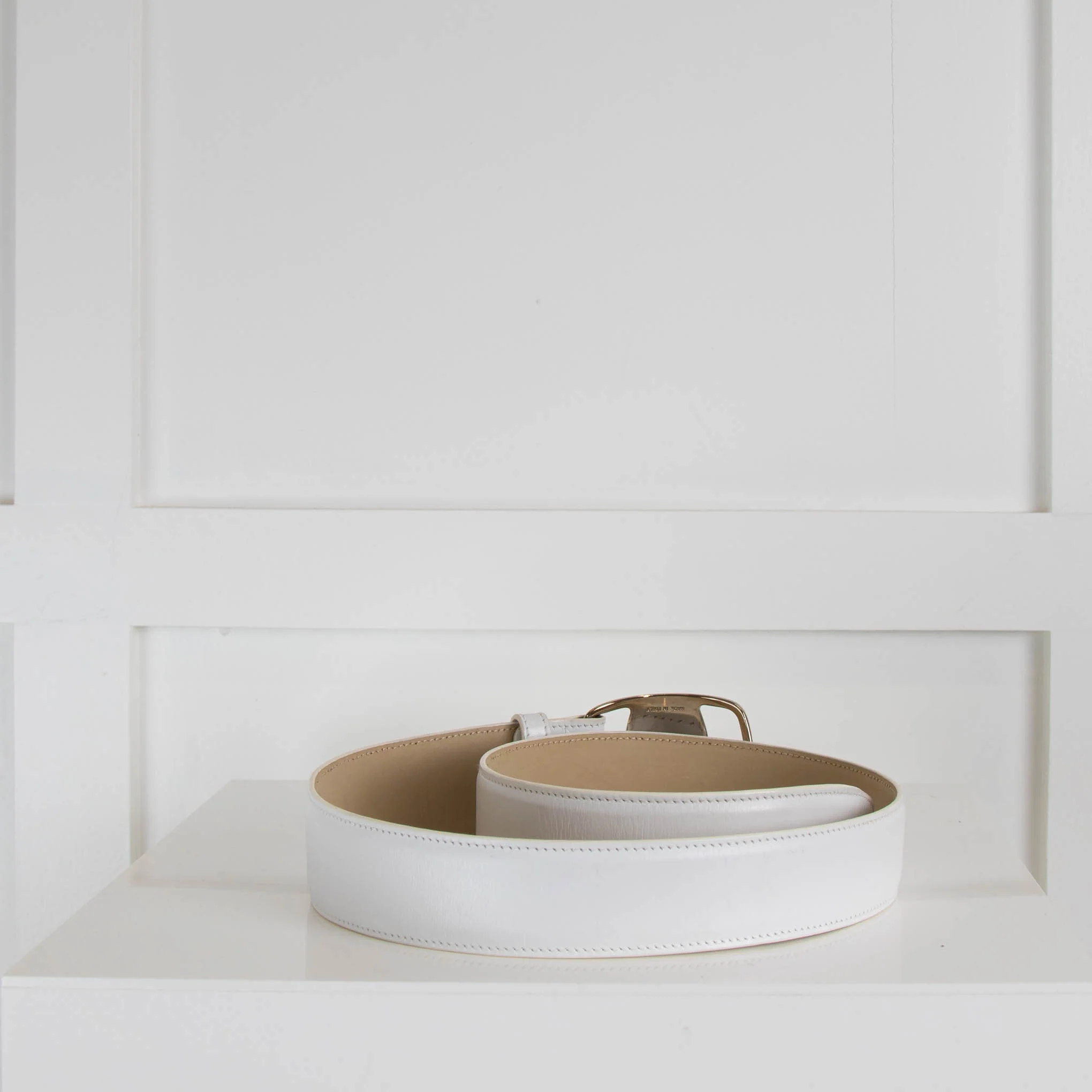 Salvatore Ferragamo White Leather Belt - Image 2