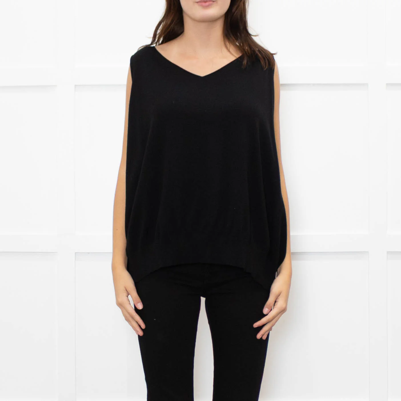 Sarah Pacini Black Fine Knit Vest with Gathered Back - Image 2