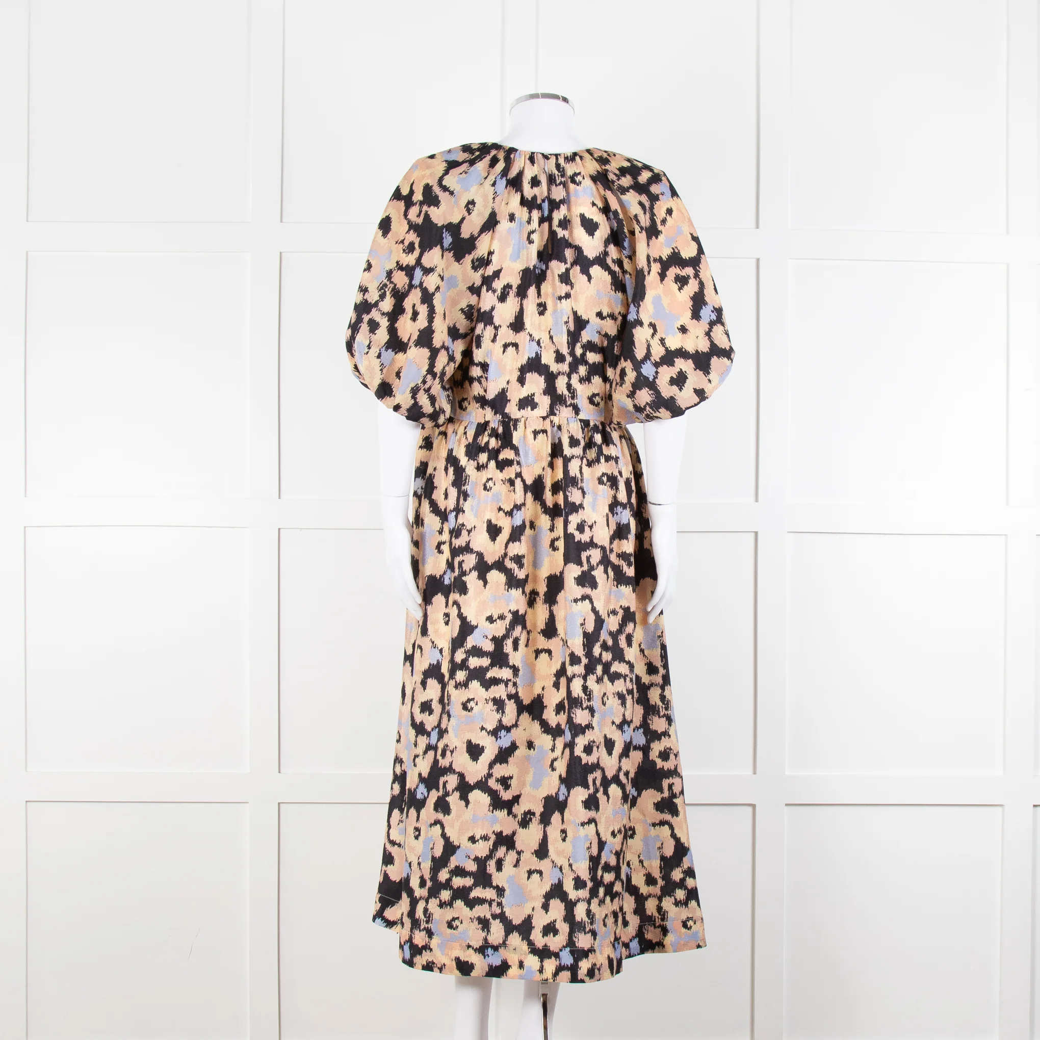 Second Female Black Patterned Print Dropped Waist Midi Dress - Image 5