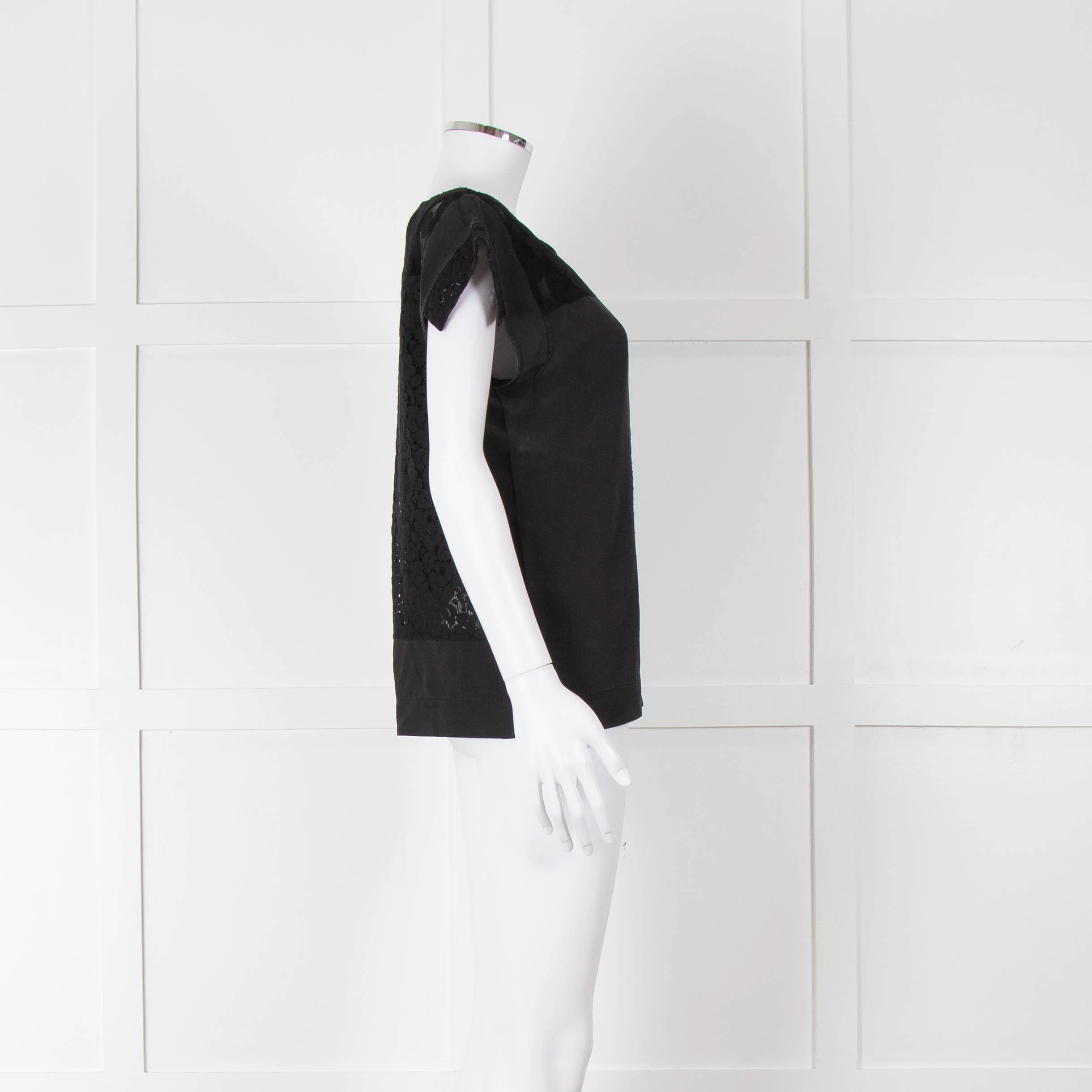 See By Chloe Black Silk Lace Short Sleeve Top - Image 3
